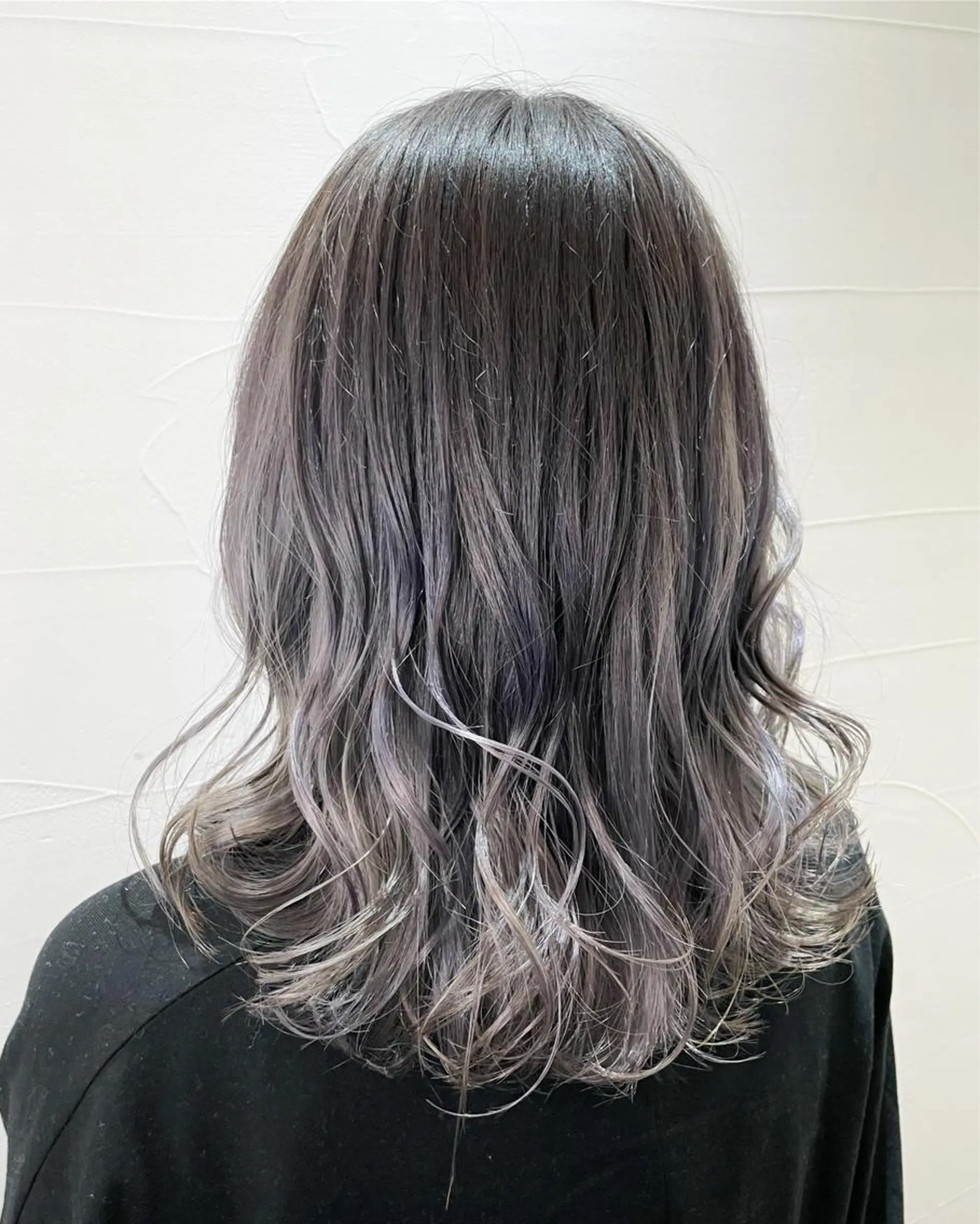 ミディアム カラー ハイトーンカラー シルバー カット ヘアカラー トリートメント バレイヤージュカラー 特化美容師✨星皓太のヘアスタイル