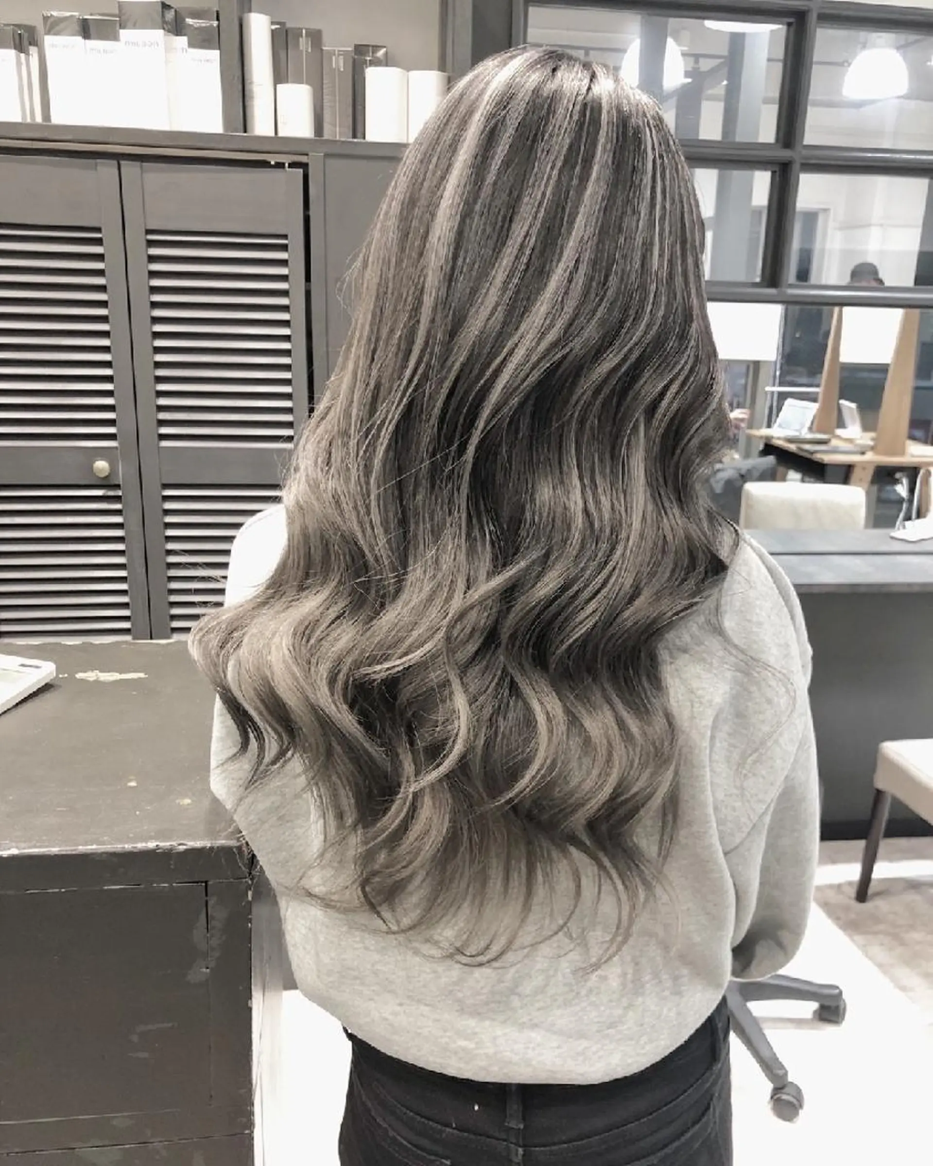 セミロング カラー ヘアアレンジ TOMONA👑 GiseL梅田店のヘアスタイル