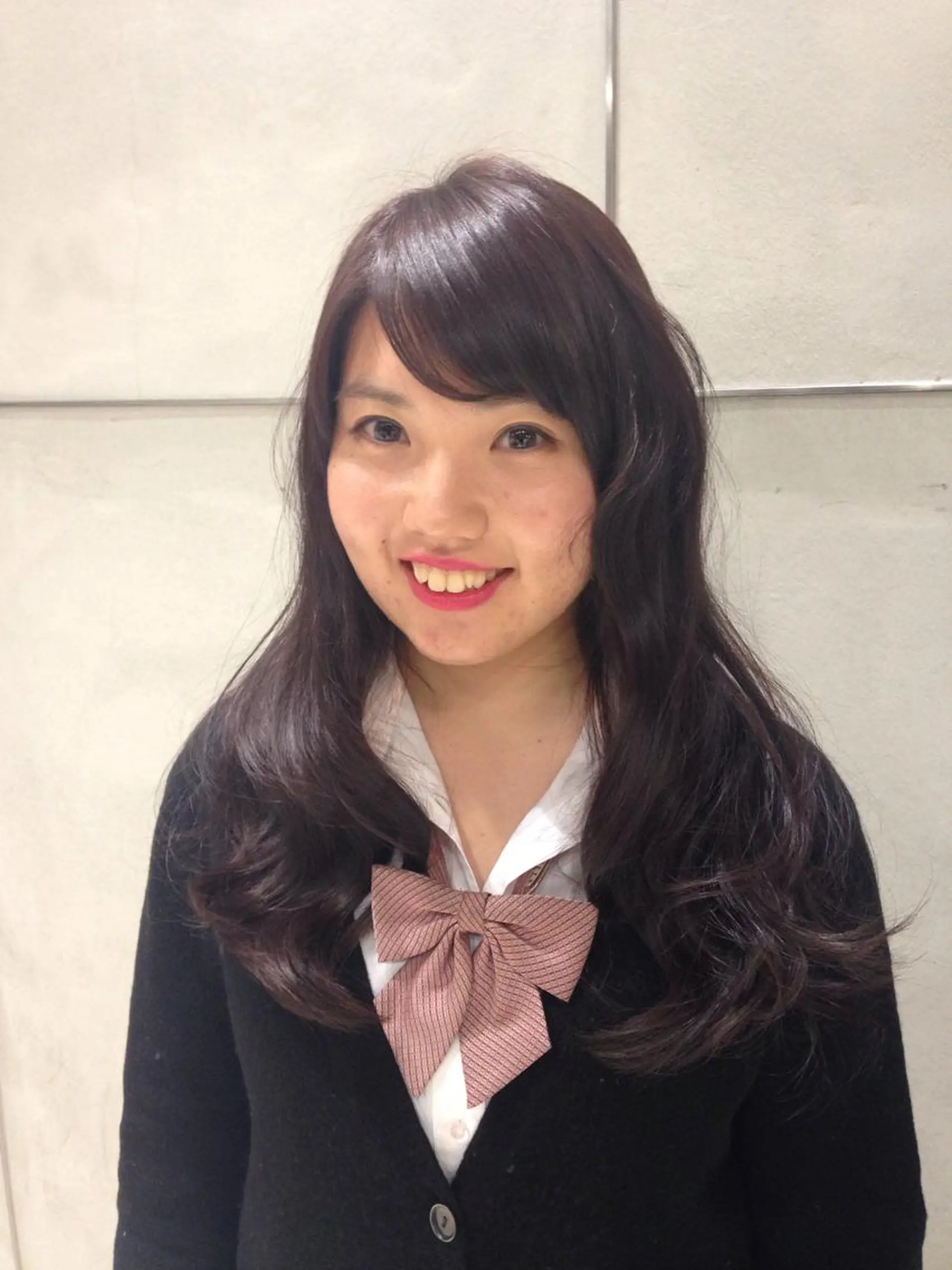 ロング カラー ブラウンカラー ローズカラー ローズブラウン 卒業式のヘアスタイル 片山 千晴のヘアスタイル