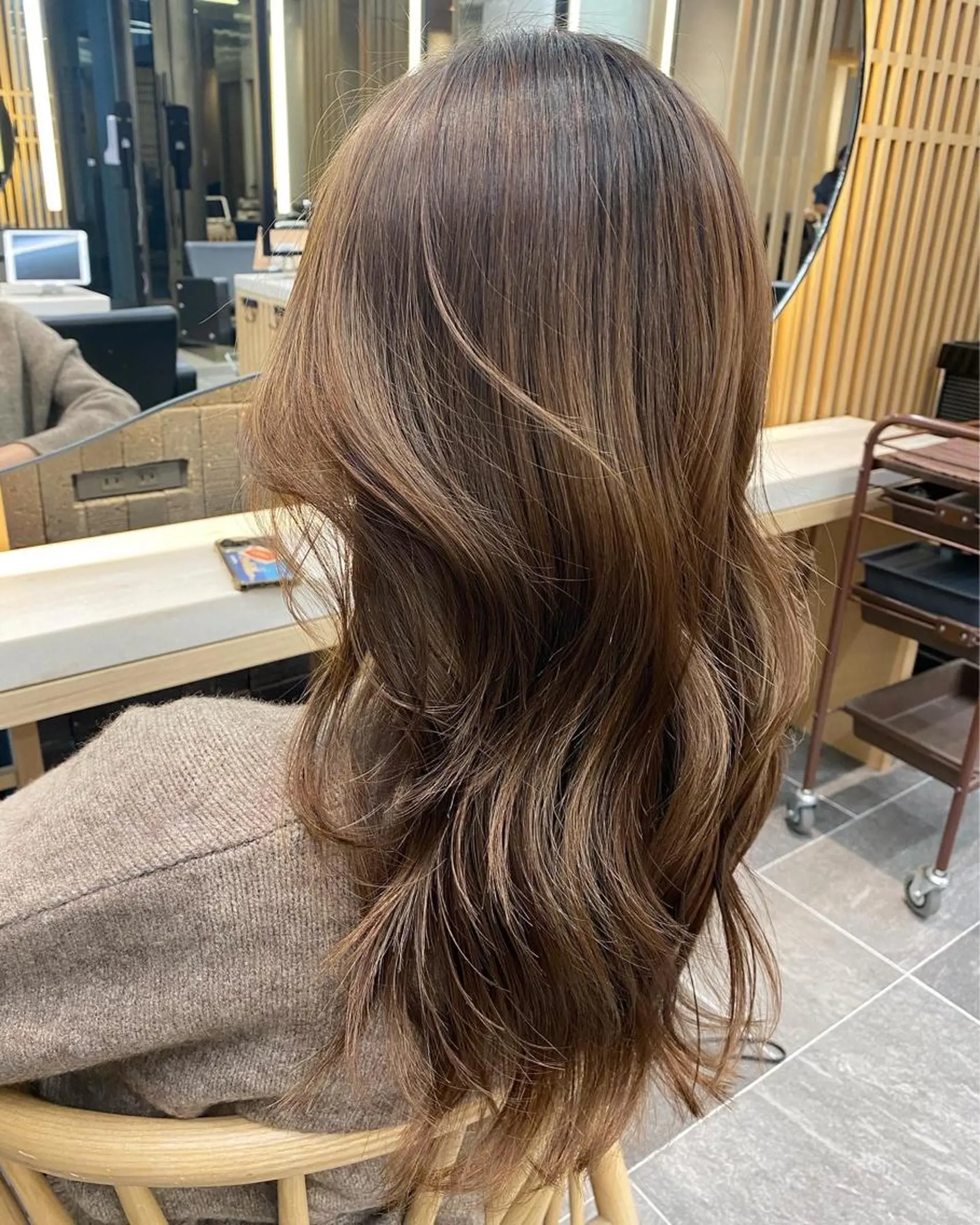 セミロング カラー レイヤーカット LATTE  渋谷所属・♡レイヤーカット れお♡のヘアスタイル