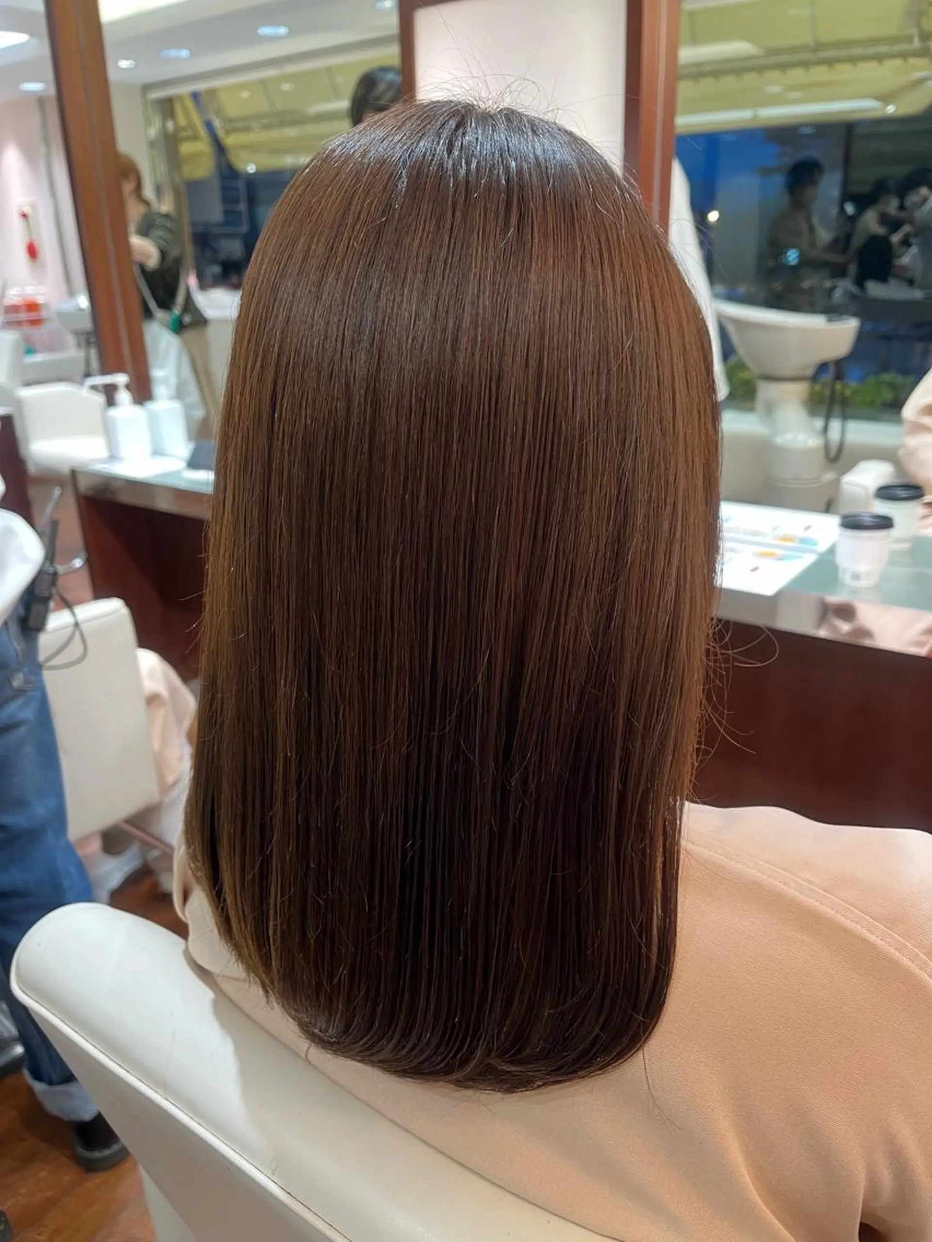 カラー ブラウンカラー 透明感カラー 縮毛矯正 モデル満足度100% 🌈　　nagiのヘアスタイル