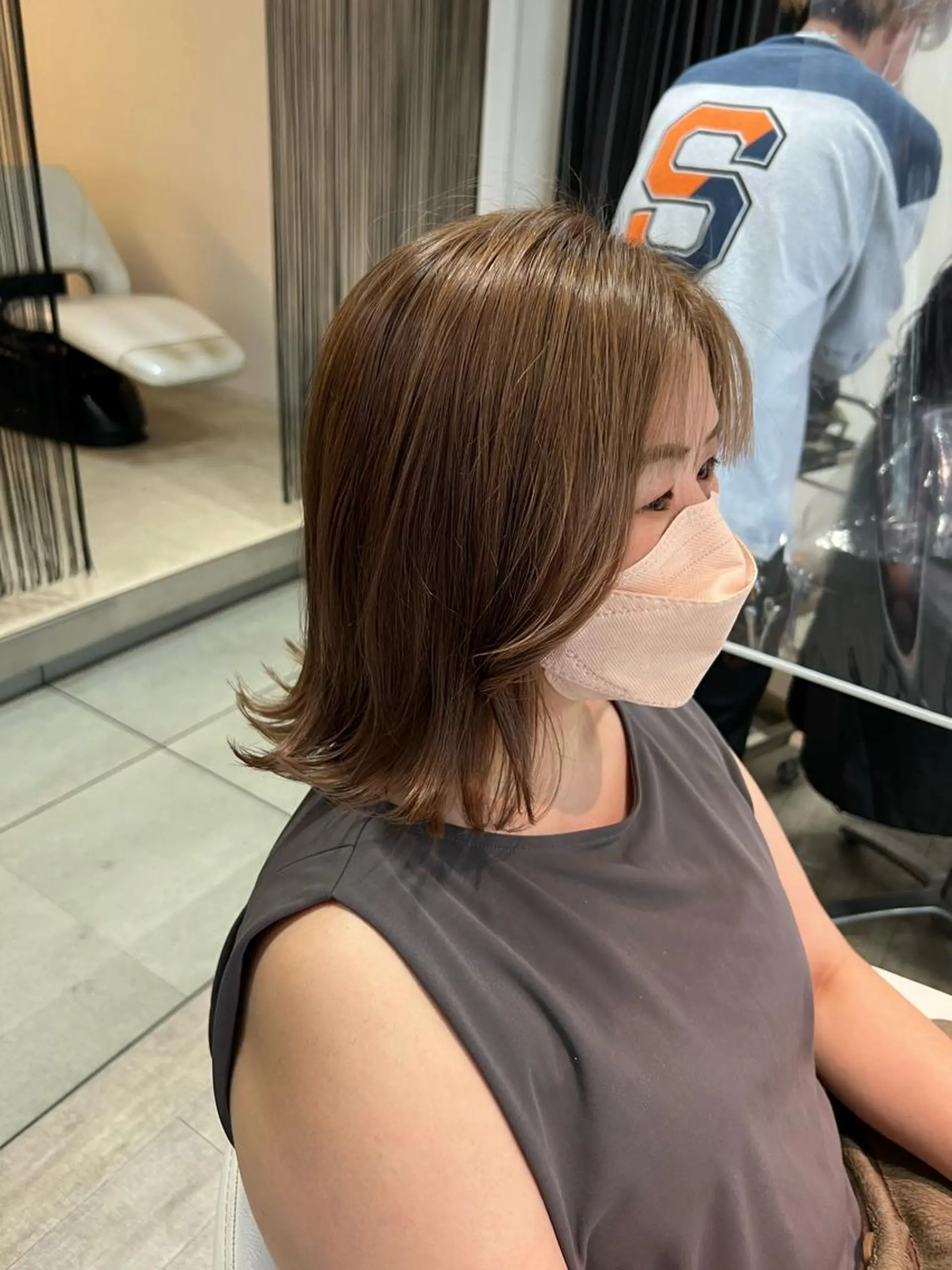 ミディアム カラー ベージュカラー ブリーチ ブリーチなしカラー 外ハネヘア 柳澤 和也のヘアスタイル