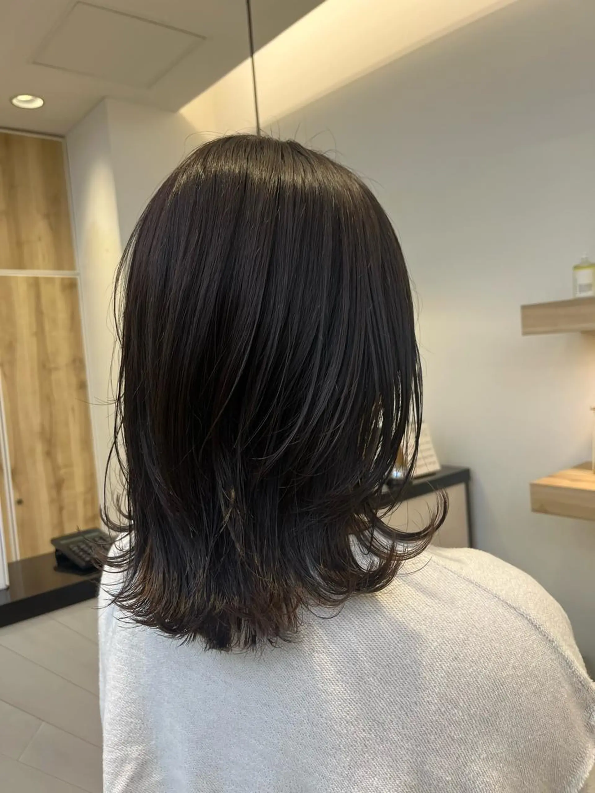 ミディアム カット トリートメント コテ巻き風パーマ🫧 麻尋のヘアスタイル