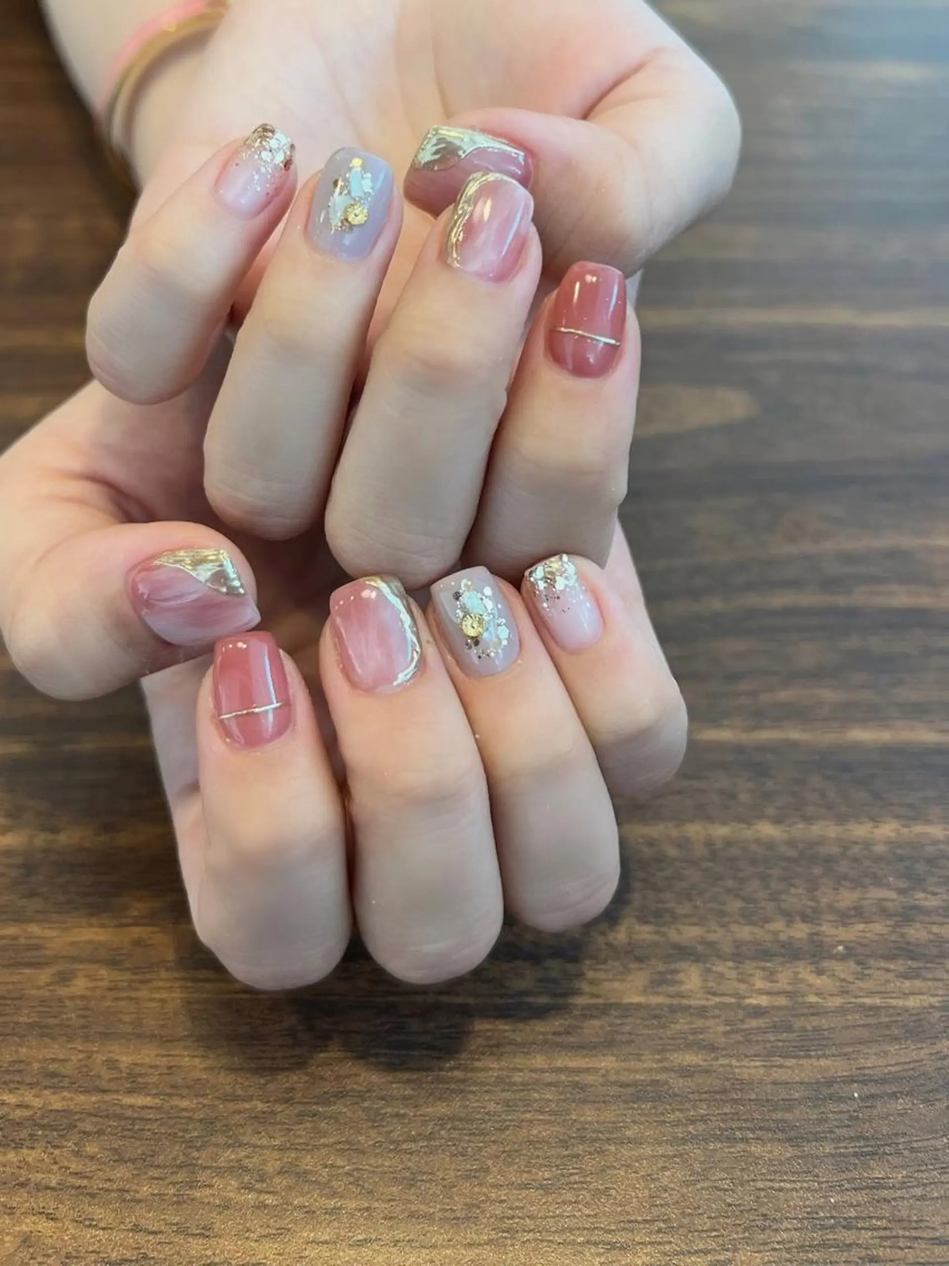 ネイル ハンドネイル Revia所属・Revia おおだちあやなのネイルデザイン