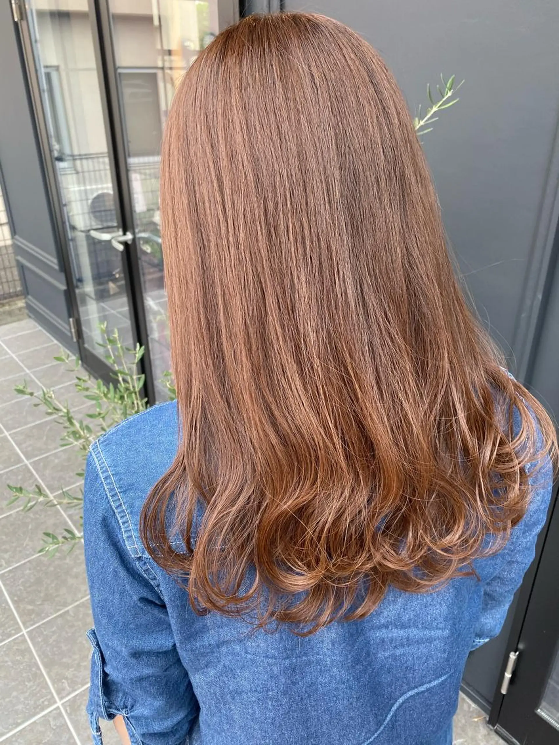 ロング カラー カット ヘアカラー トリートメント 成松 勇治のヘアスタイル