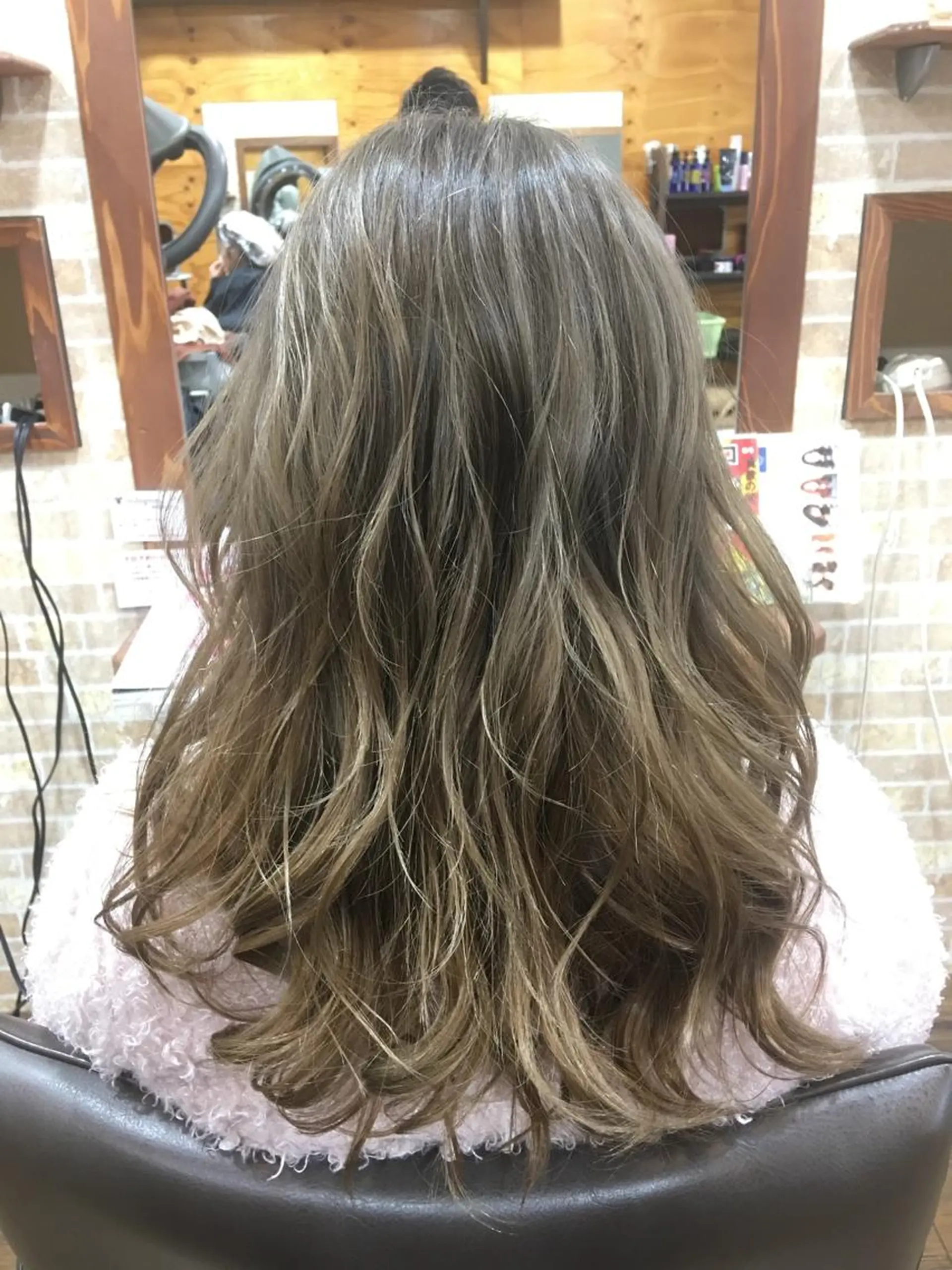 ロング カラー 藤井 一輝のヘアスタイル