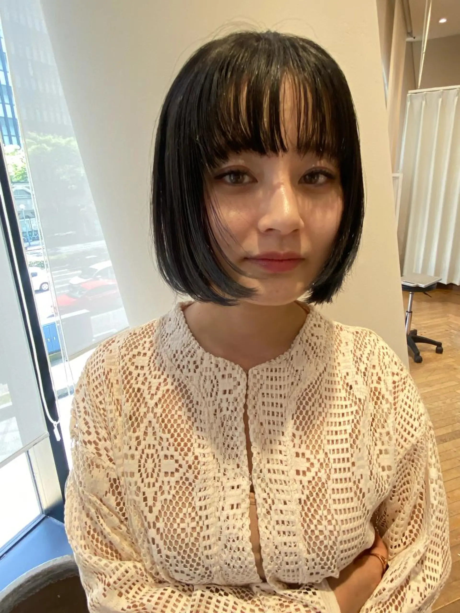 ショート カラー ブルーカラー ネイビーカラー ボブ ワイドバング 増井 彩乃のヘアスタイル