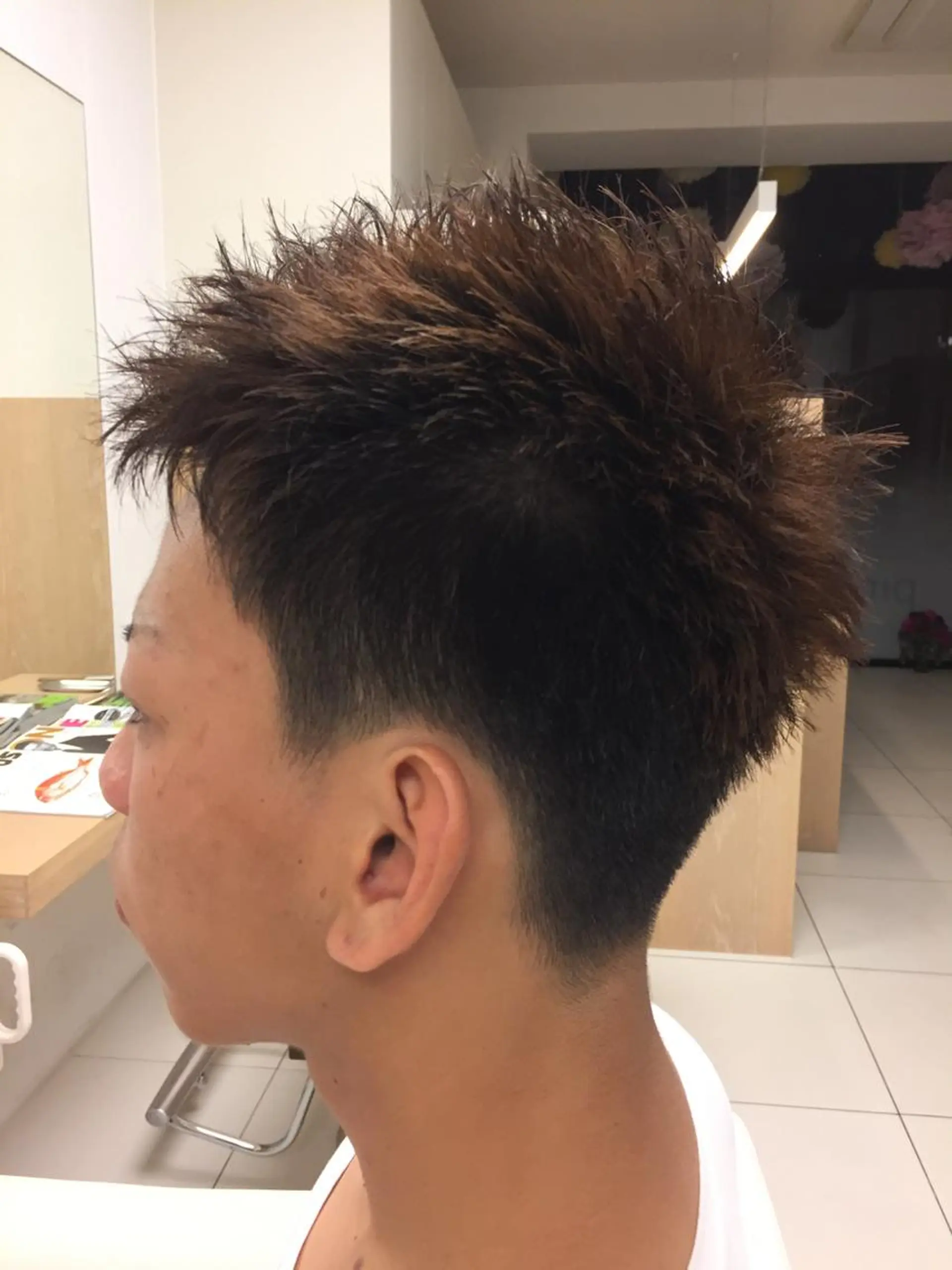 ショート メンズ 染谷 周のヘアスタイル