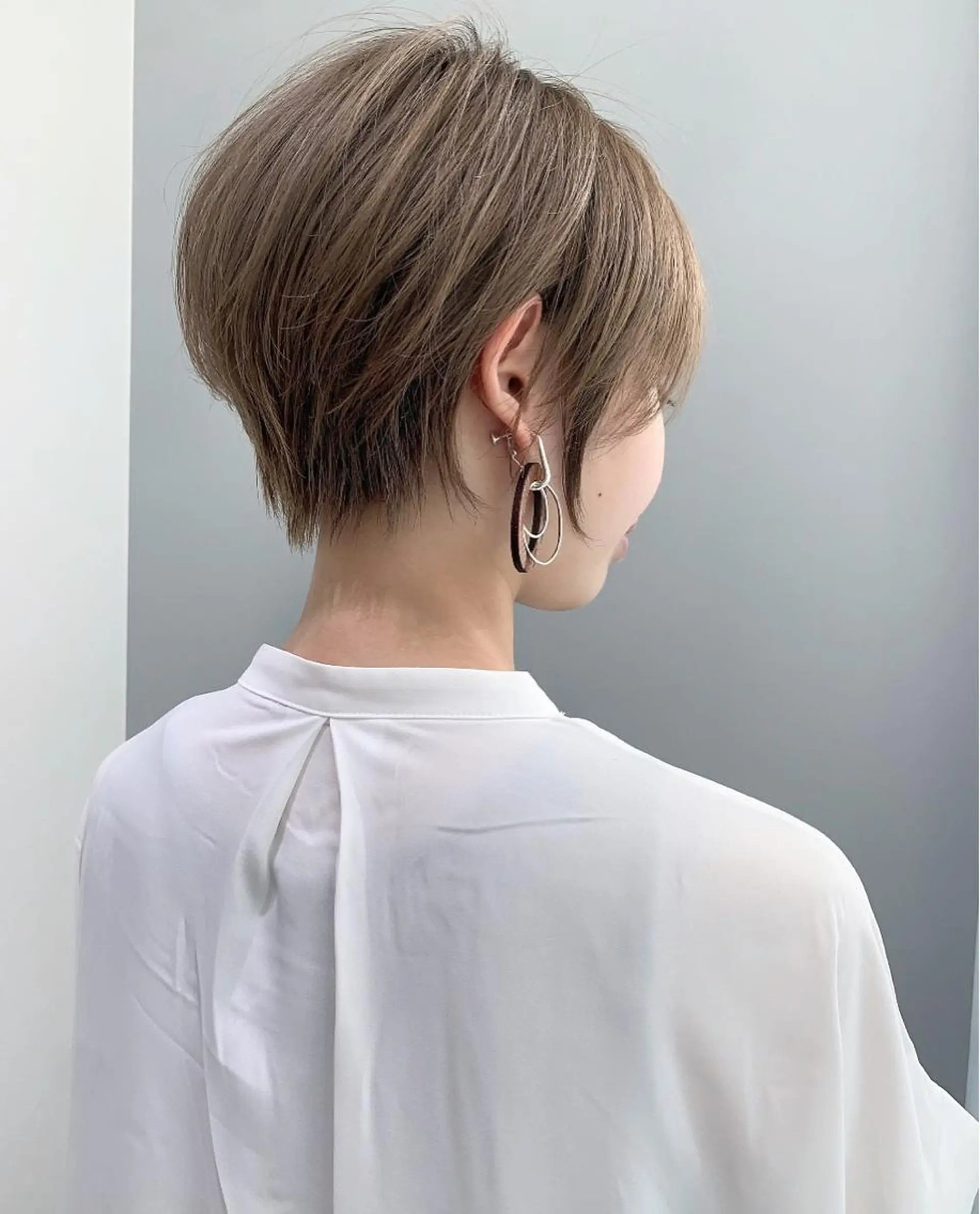 ショート くびれヘア ショートヘア GIEN 末吉 海斗のヘアスタイル