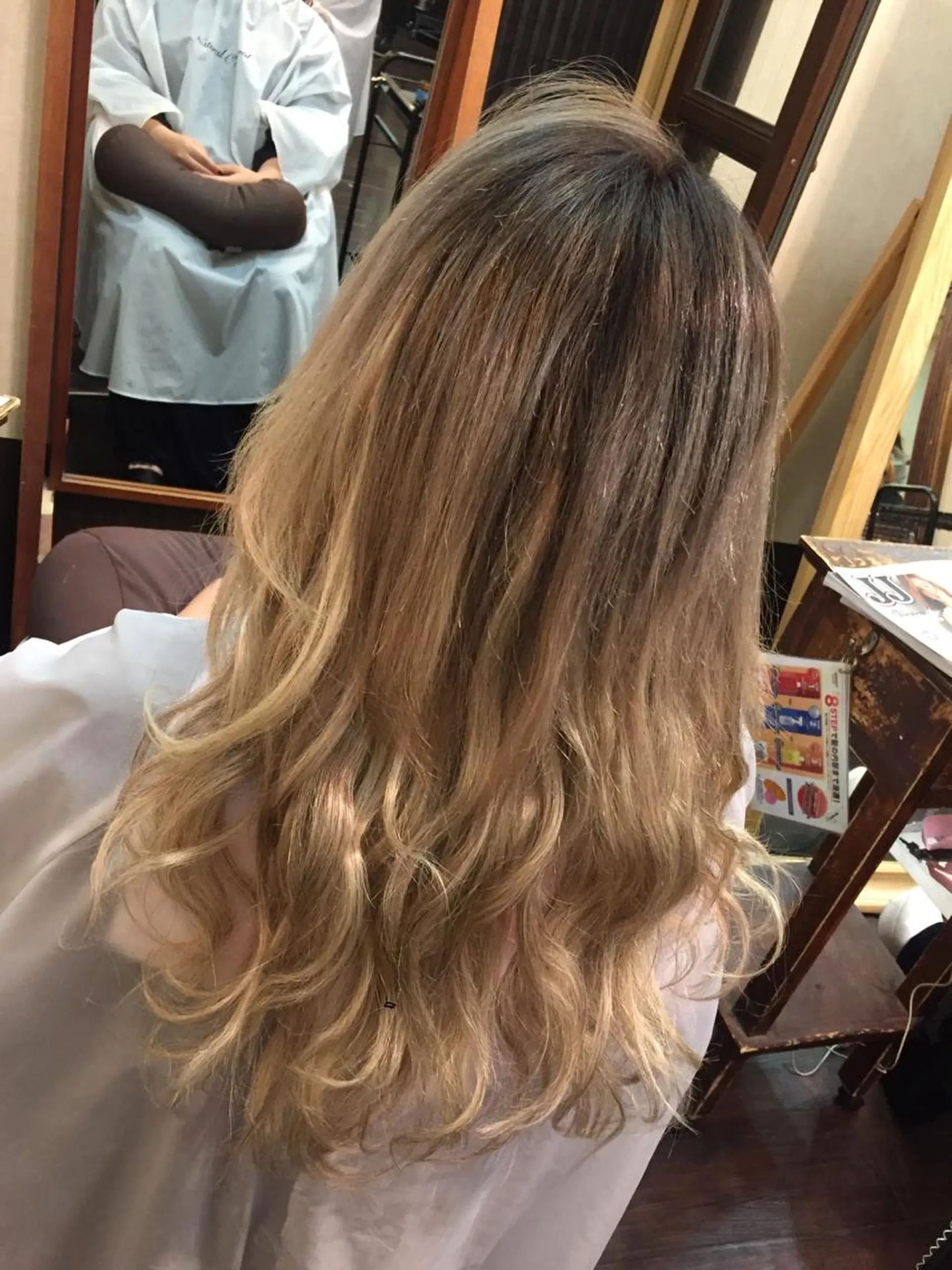 カラー ベージュカラー グラデーションカラー ていねい技術No.1 🌈諏訪 健太のヘアスタイル