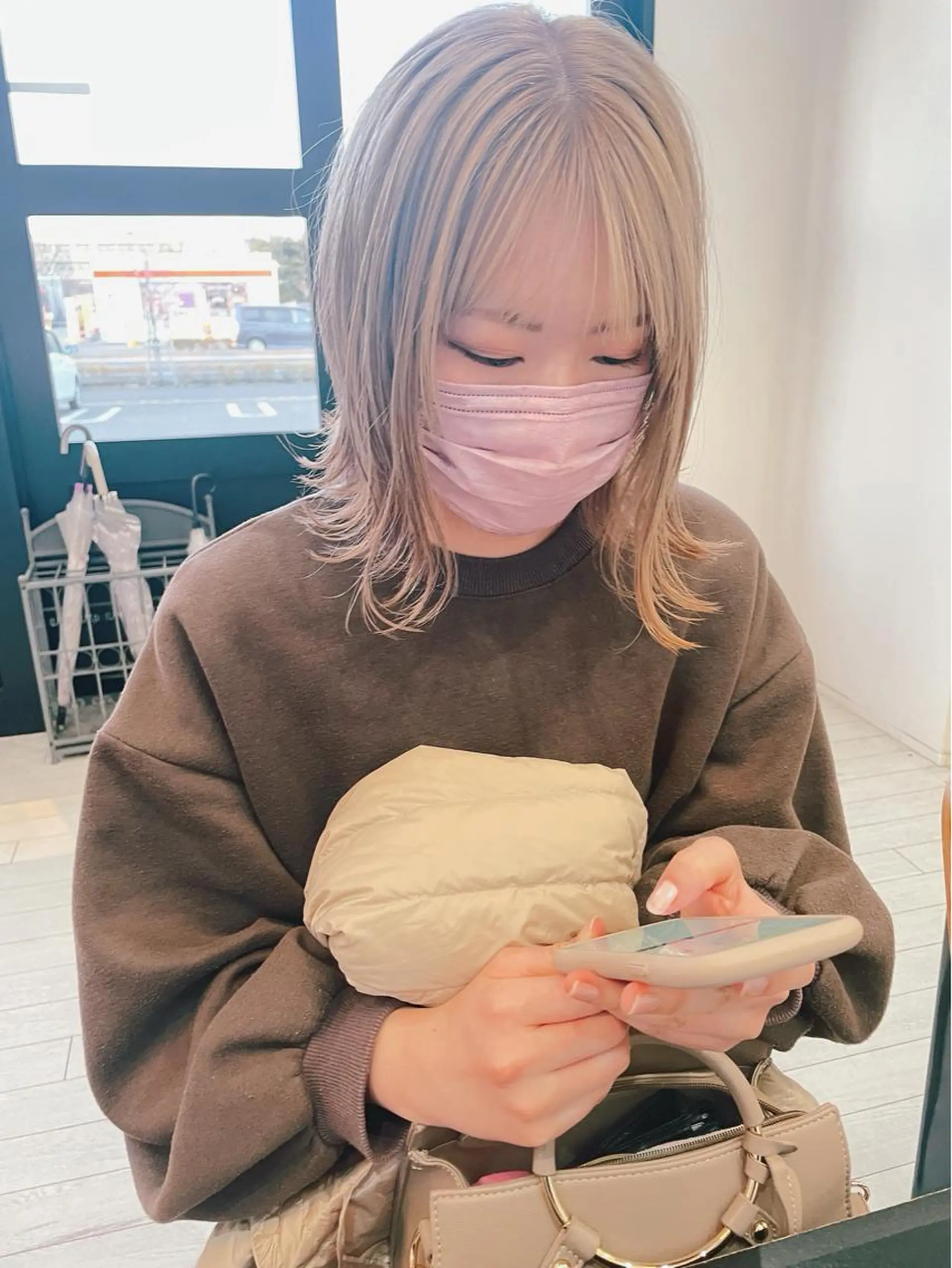 ミディアム カラー ヘアアレンジ saito (8/31まで在籍)のヘアスタイル