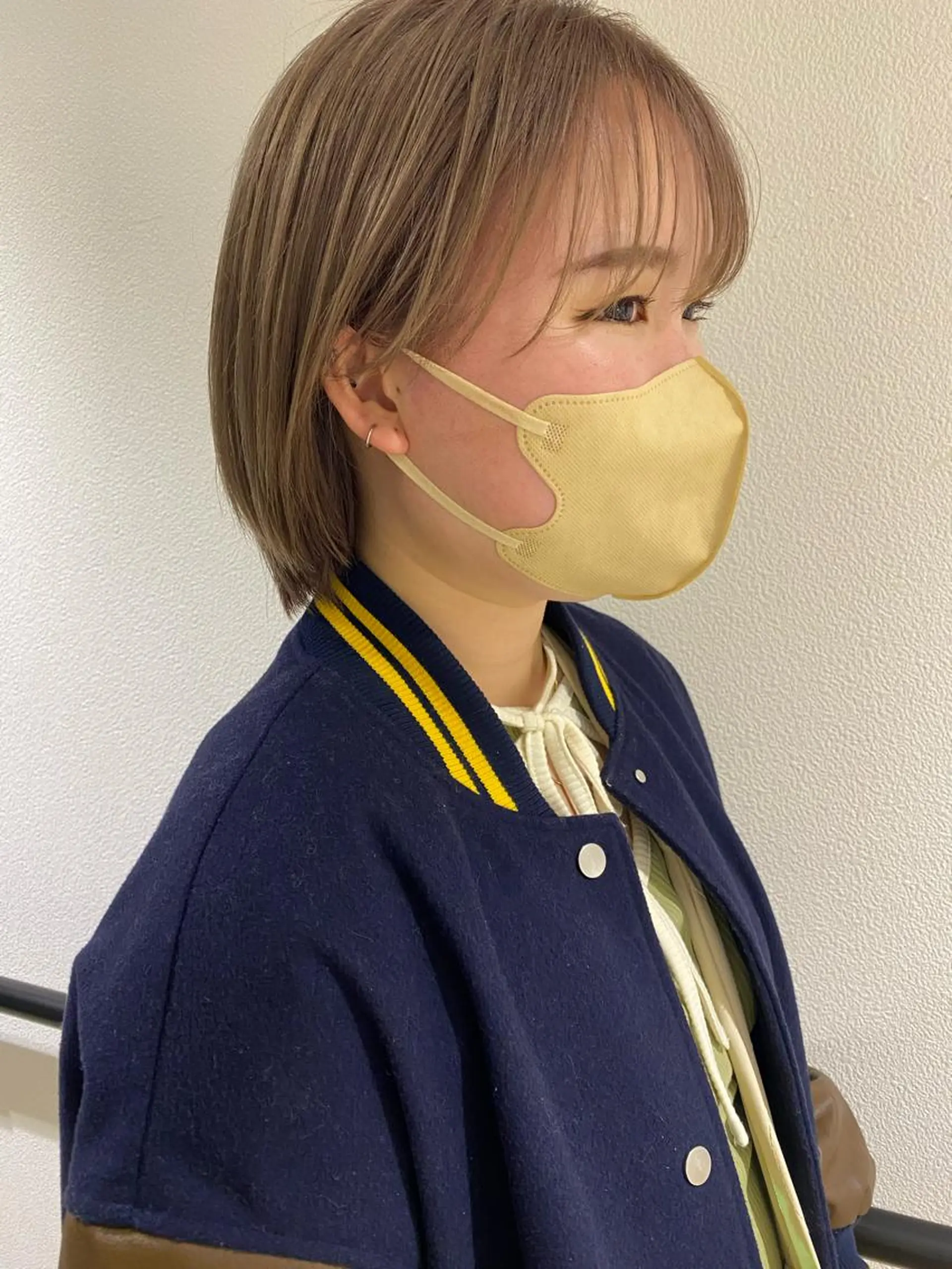 ショート カラー ヘアカラー 寒河江 友花のヘアスタイル