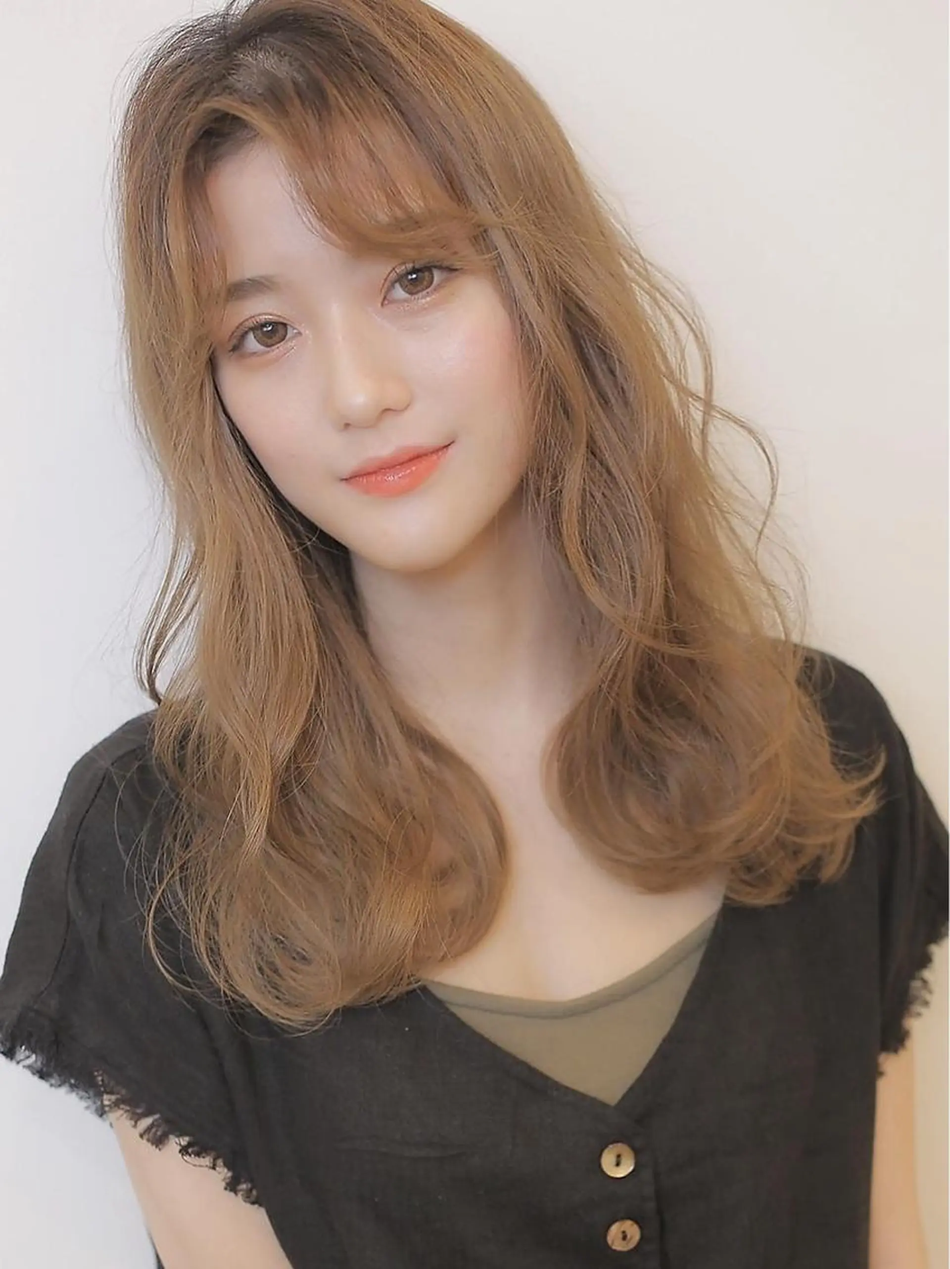 セミロング カット ヘアカラー トリートメント NicoRE. 大人女子×髪質改善のヘアスタイル