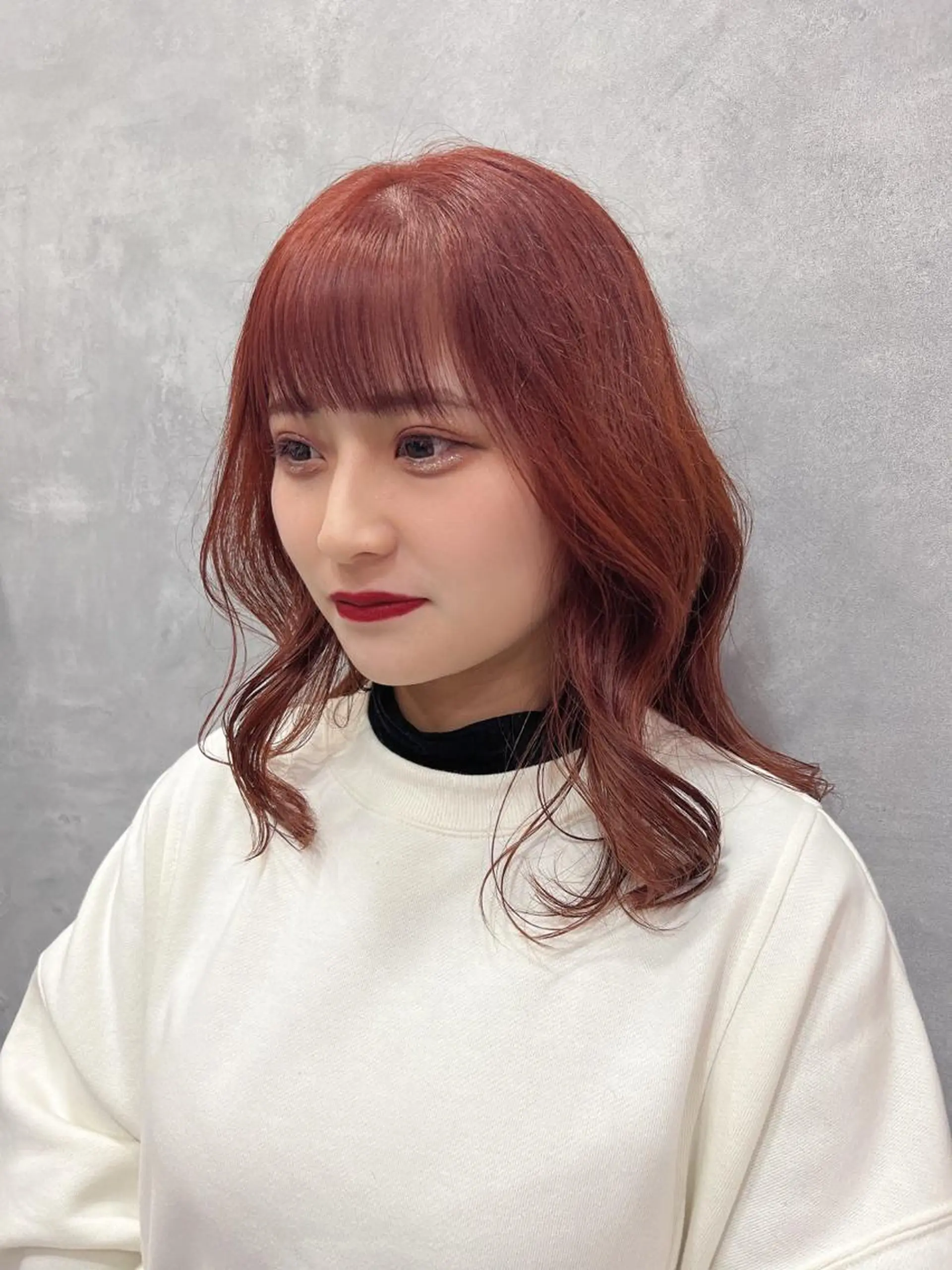 セミロング カラー ヘアアレンジ ブリーチ レッドカラー StellA所属・MIZUKI/町田/ ハイトーンカラーのヘアスタイル