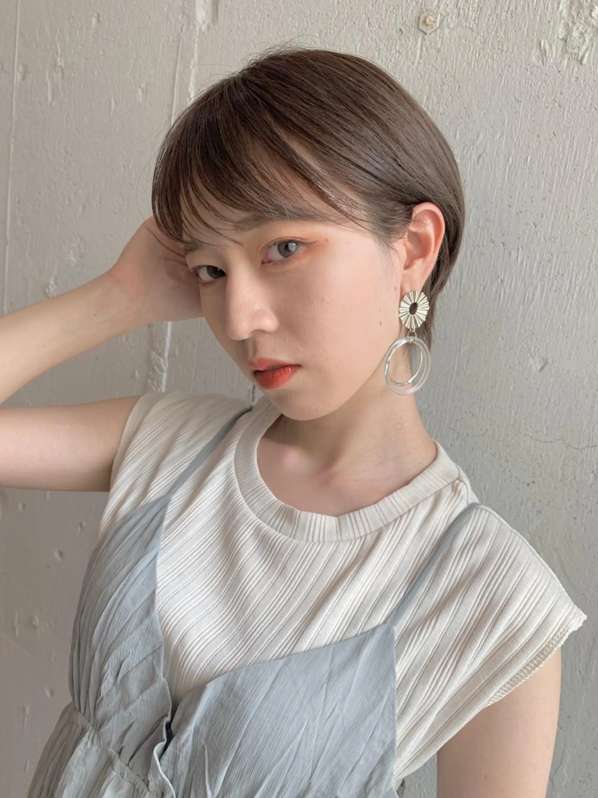 ショート カラー ハイトーンカラー イルミナカラー ショートヘア ヘアカラー Fuuu《フゥ》所属・シノザキ シンゴのヘアスタイル