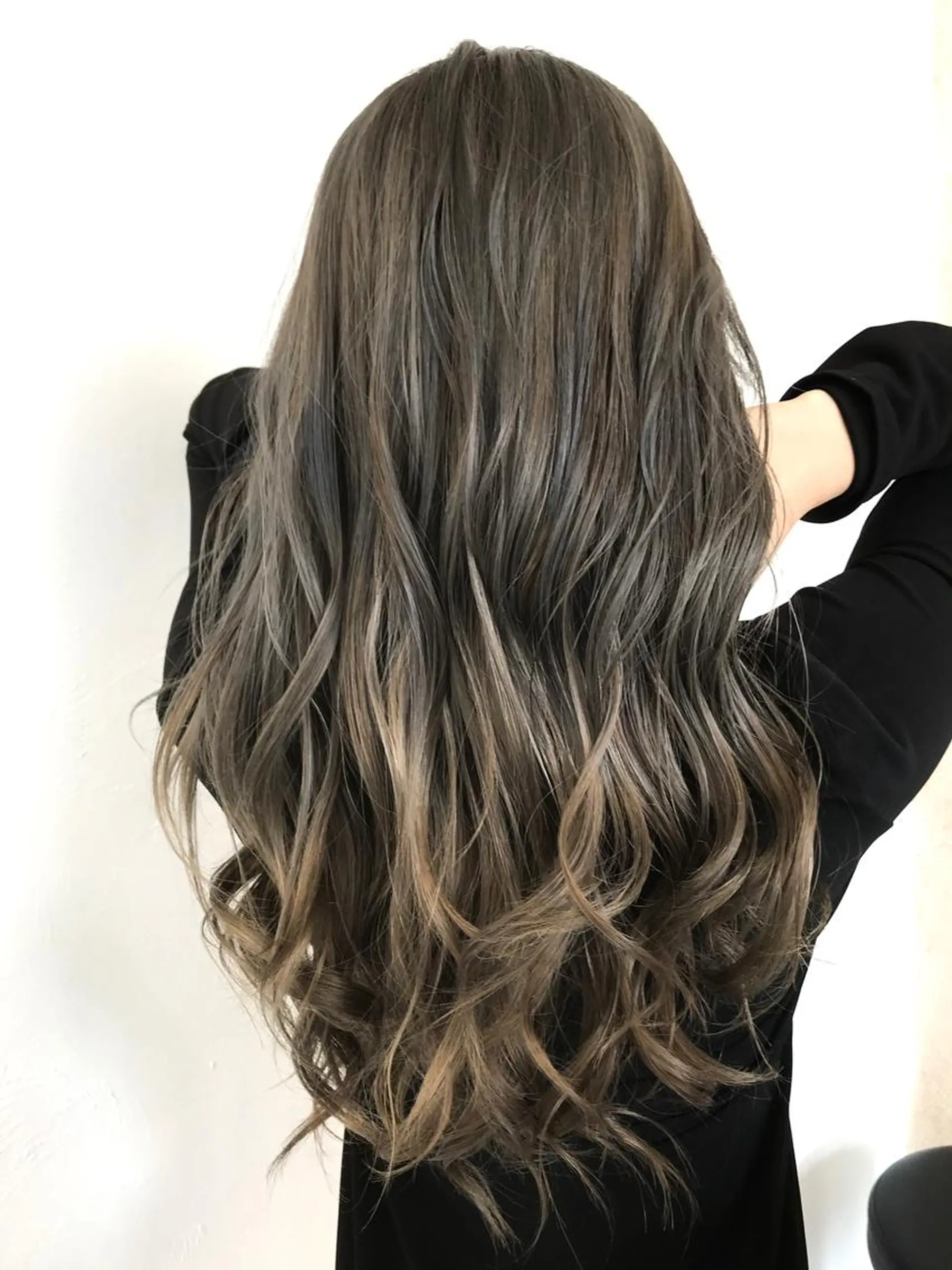 ロング カラー ヘアカラー トリートメント 水戸内原🐜 メンズ郡司裕紀のヘアスタイル