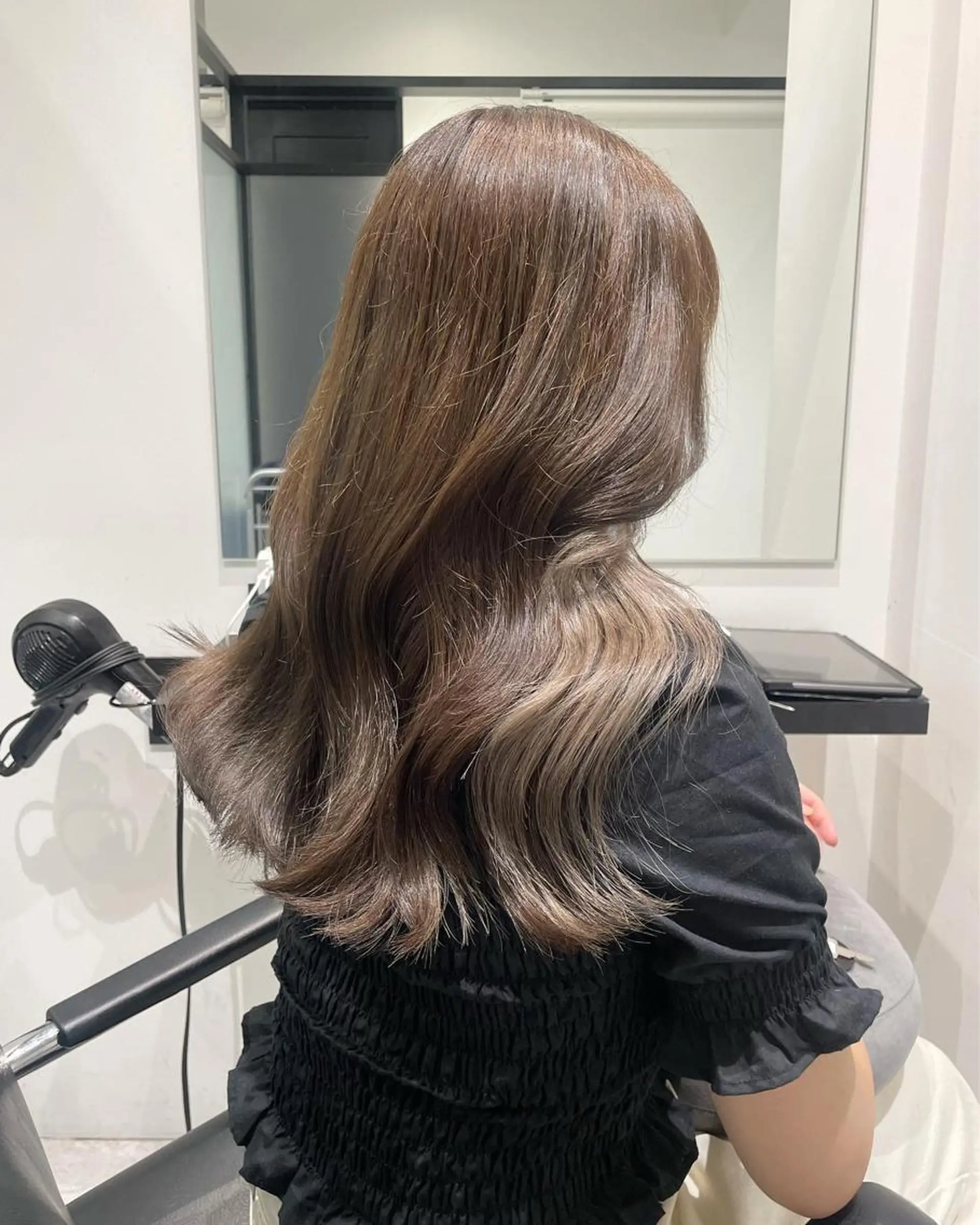 セミロング 【美容室が苦手な方 専問美容室】MIHOのヘアスタイル