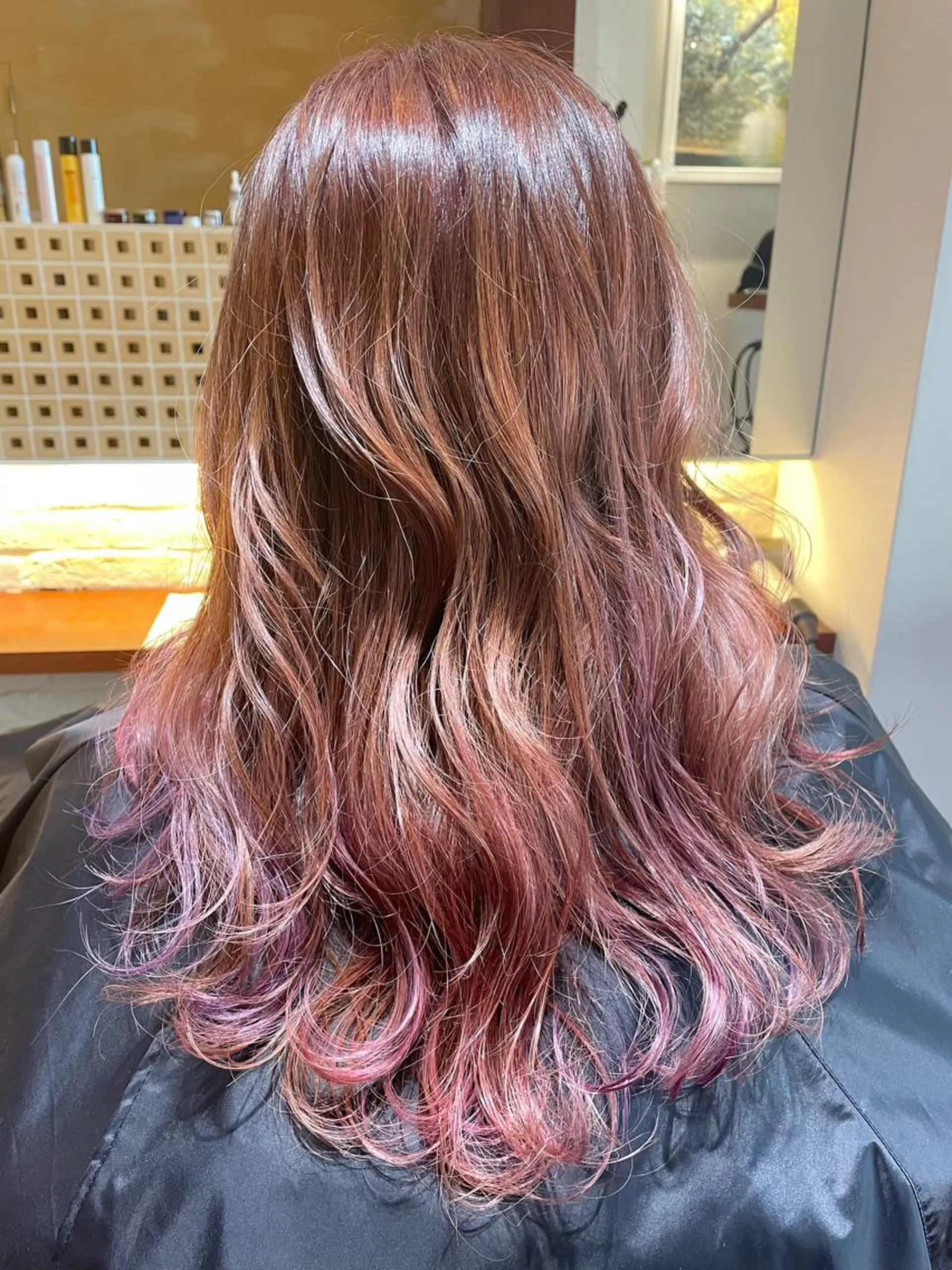 ロング カラー バレイヤージュ ピンクカラー バイオレットカラー レイヤーカット ヘアカラー トリートメント CoCooN 店長 さのえみのヘアスタイル
