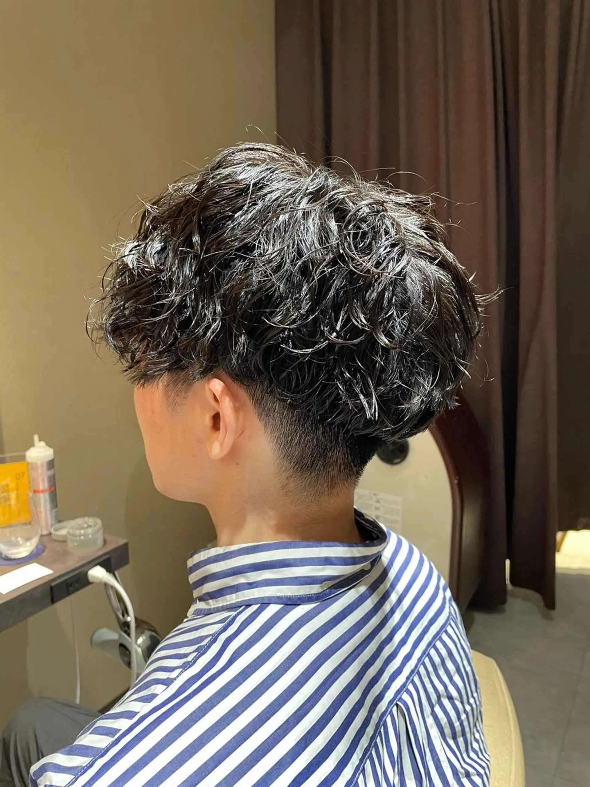 ショート パーマ メンズ マッシュ メンズパーマ ツイストスパイラルパーマ スパイラルパーマ カット パーマ メンズ専門美容師✂︎ 大庭勝己のヘアスタイル