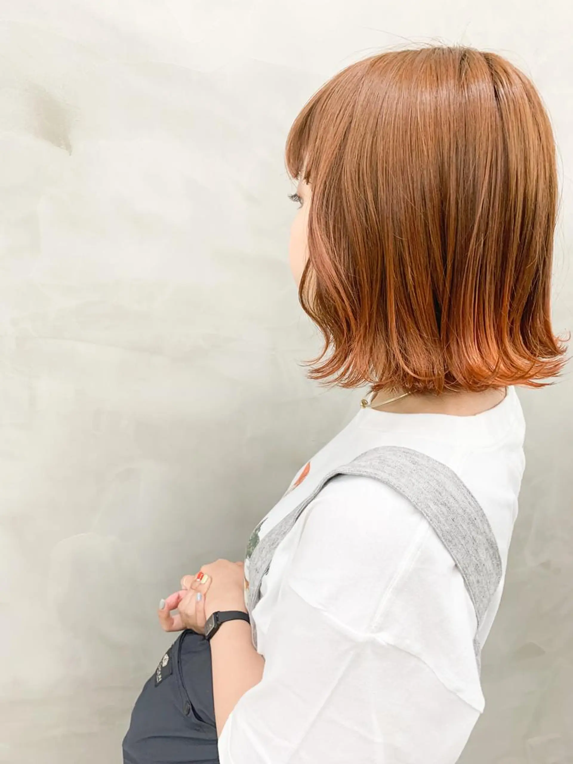 カラー 切りっぱなしボブ ブリーチ デザインカラー ダブルカラー オレンジ SEED&beauty byFLAT所属・ヘッドスパ (女性限定)🍋モエのヘアスタイル