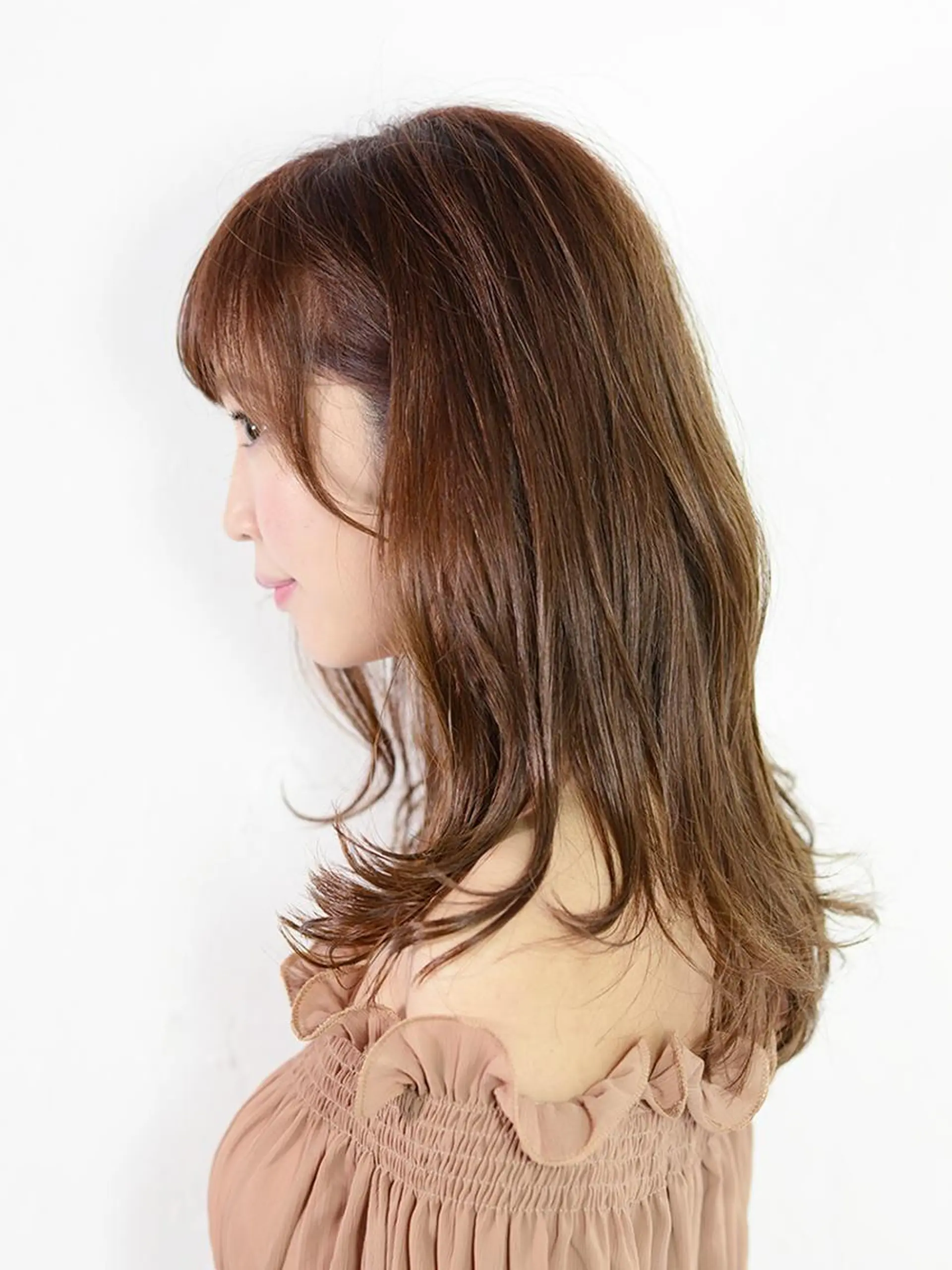 セミロング カラー アプリコットブラウン ブラウンカラー designer ITOのヘアスタイル