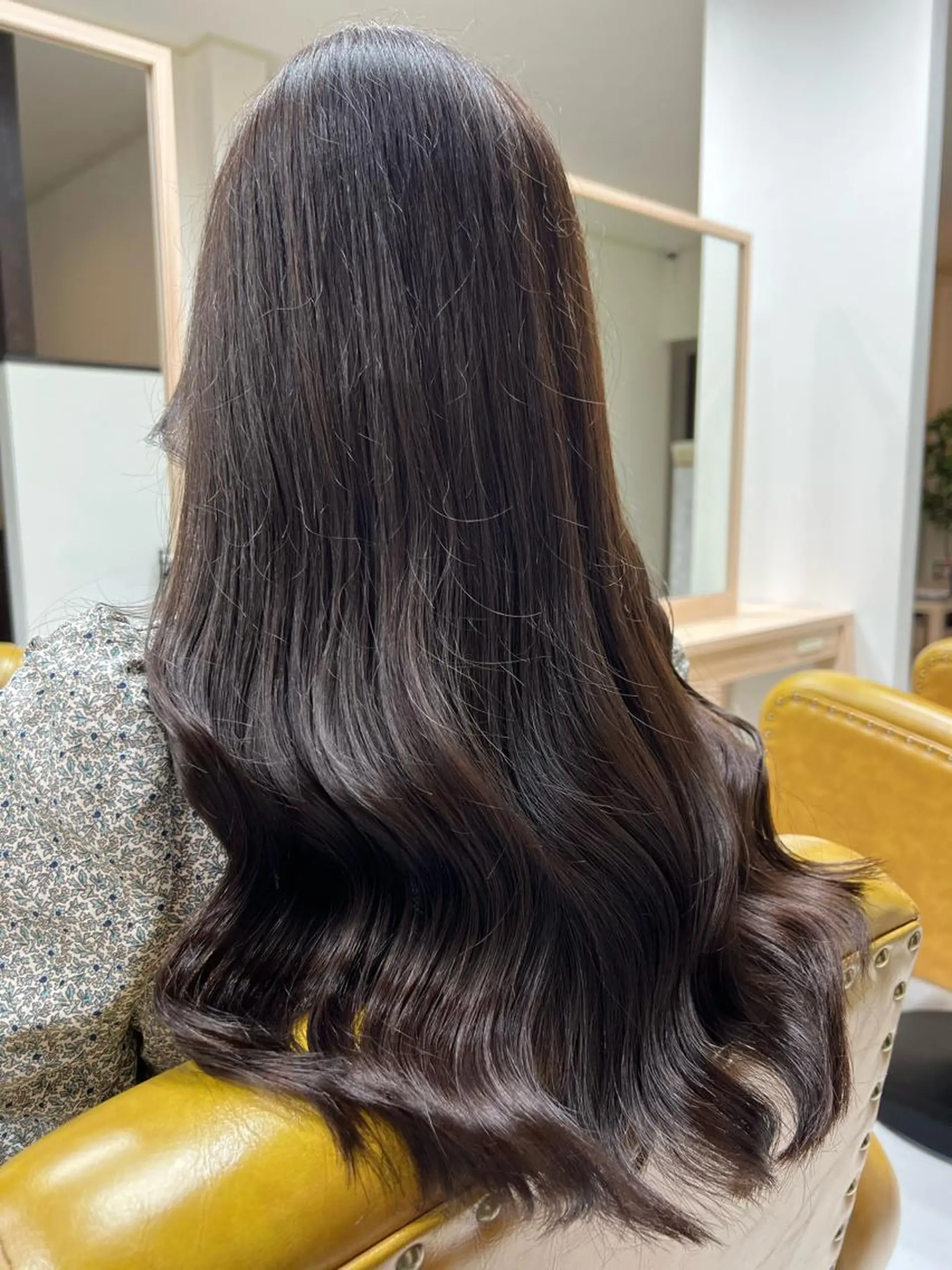 セミロング カット ヘアカラー トリートメント 松本 菜那のヘアスタイル
