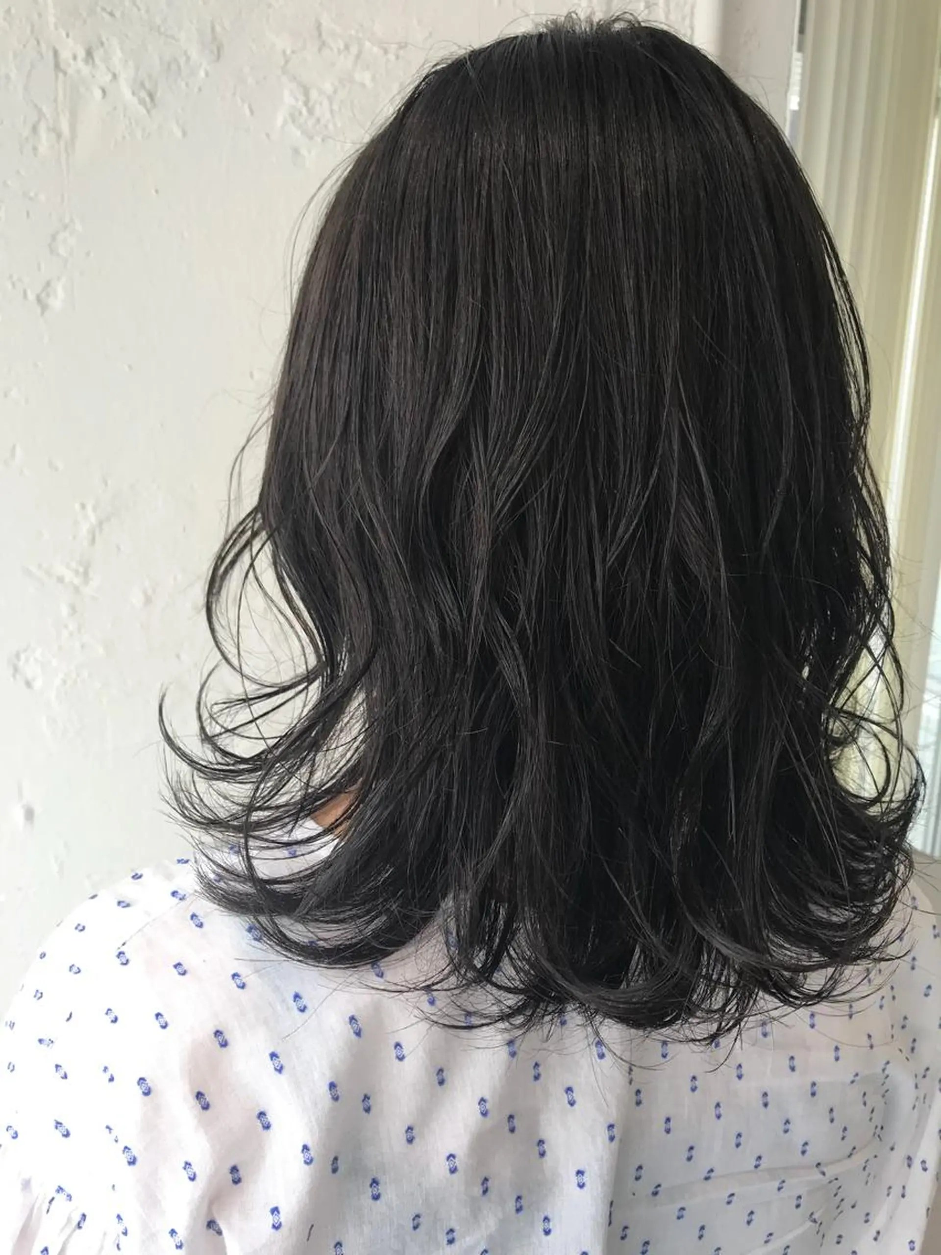ミディアム カラー カット ヘアカラー 韓国ヘア🇰🇷/ レイヤーカット✂︎のヘアスタイル