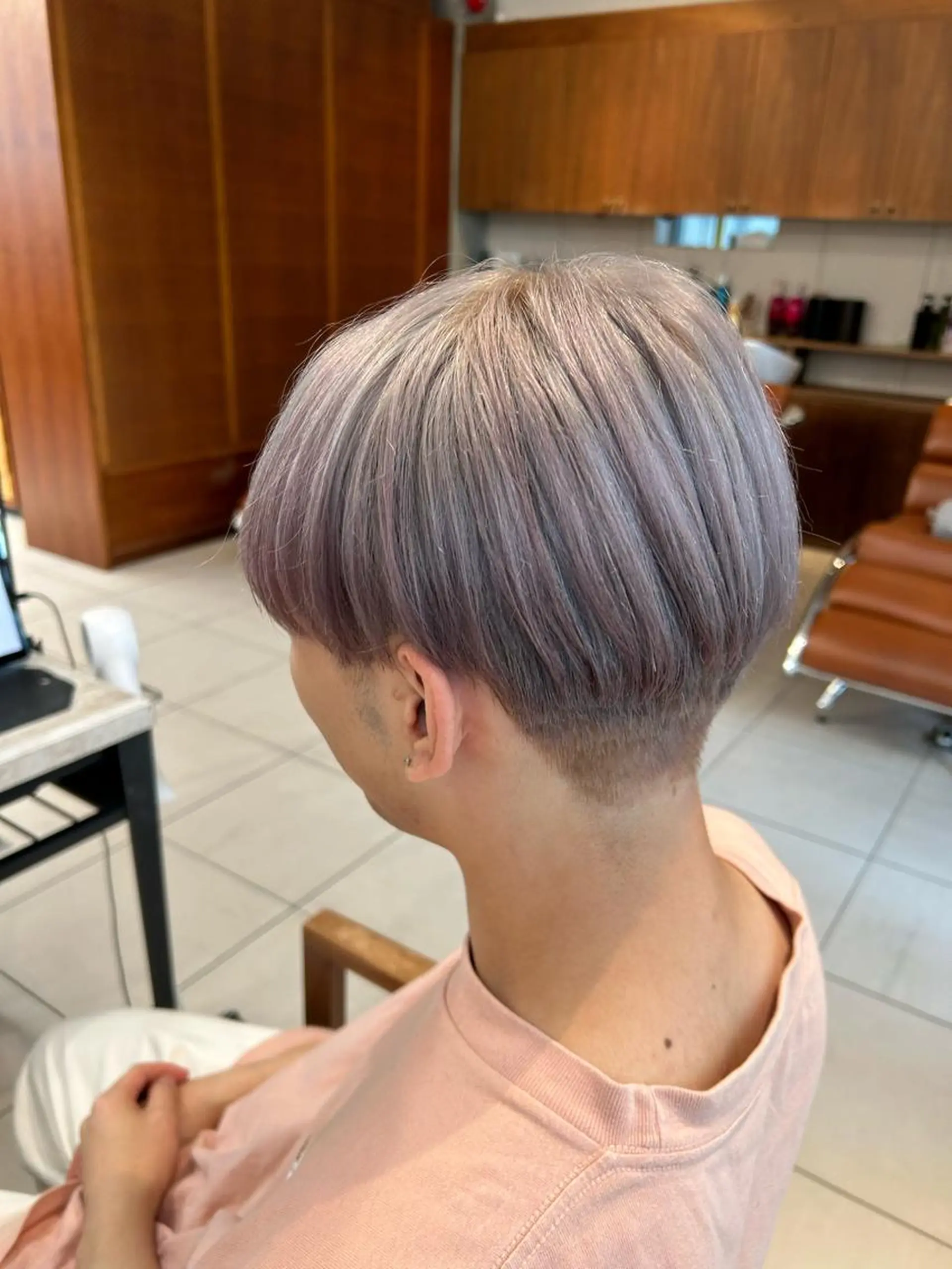 ショート カラー ブリーチ ラベンダーカラー ヘアカラー トリートメント 艶カラー/耳つぼ/ 浴衣着付け/渡辺奈緒のその他イメージ