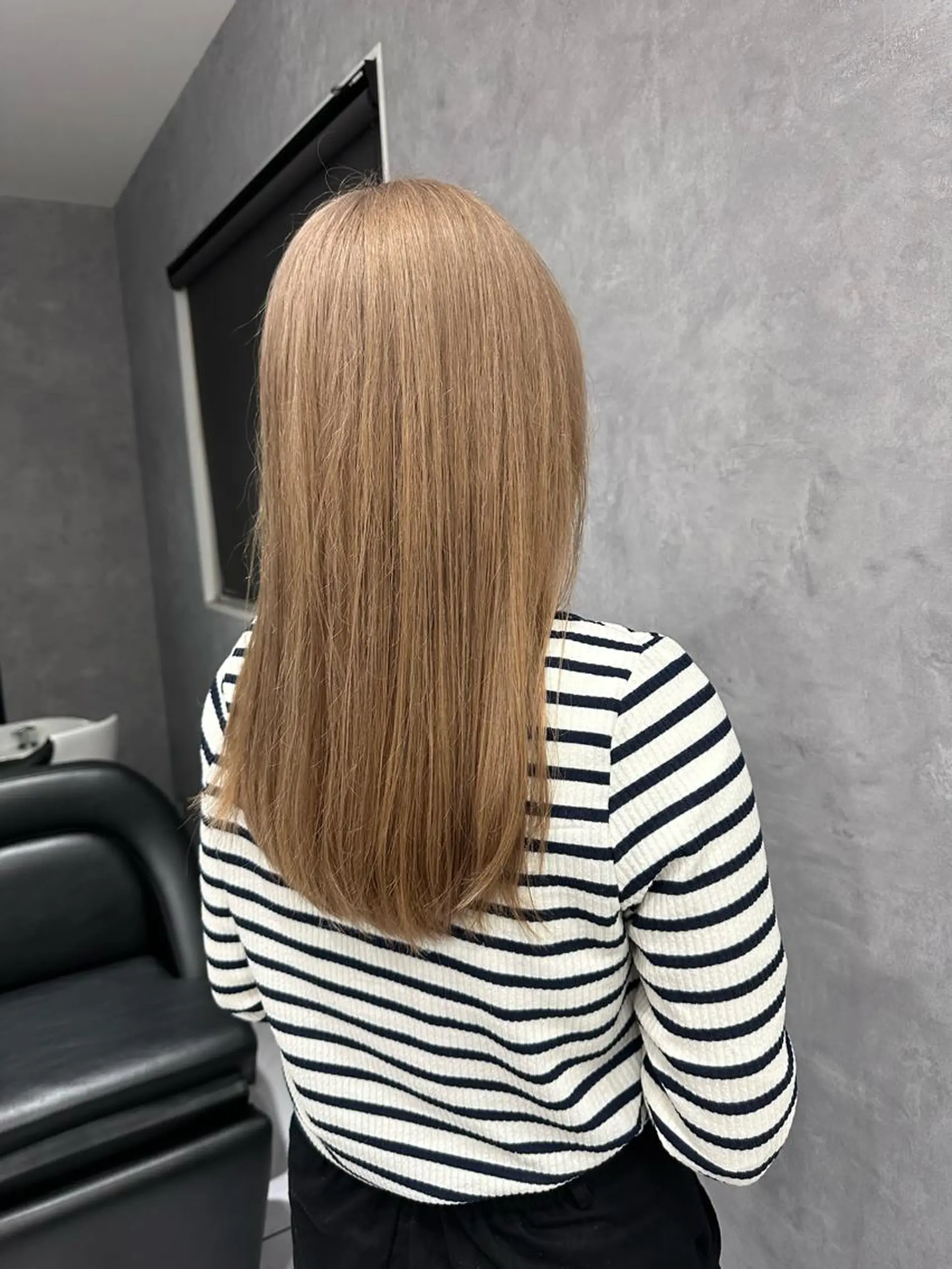 セミロング ヘアカラー トリートメント 透明感/ブリーチ縮毛 /髪質改善/星野純一のヘアスタイル