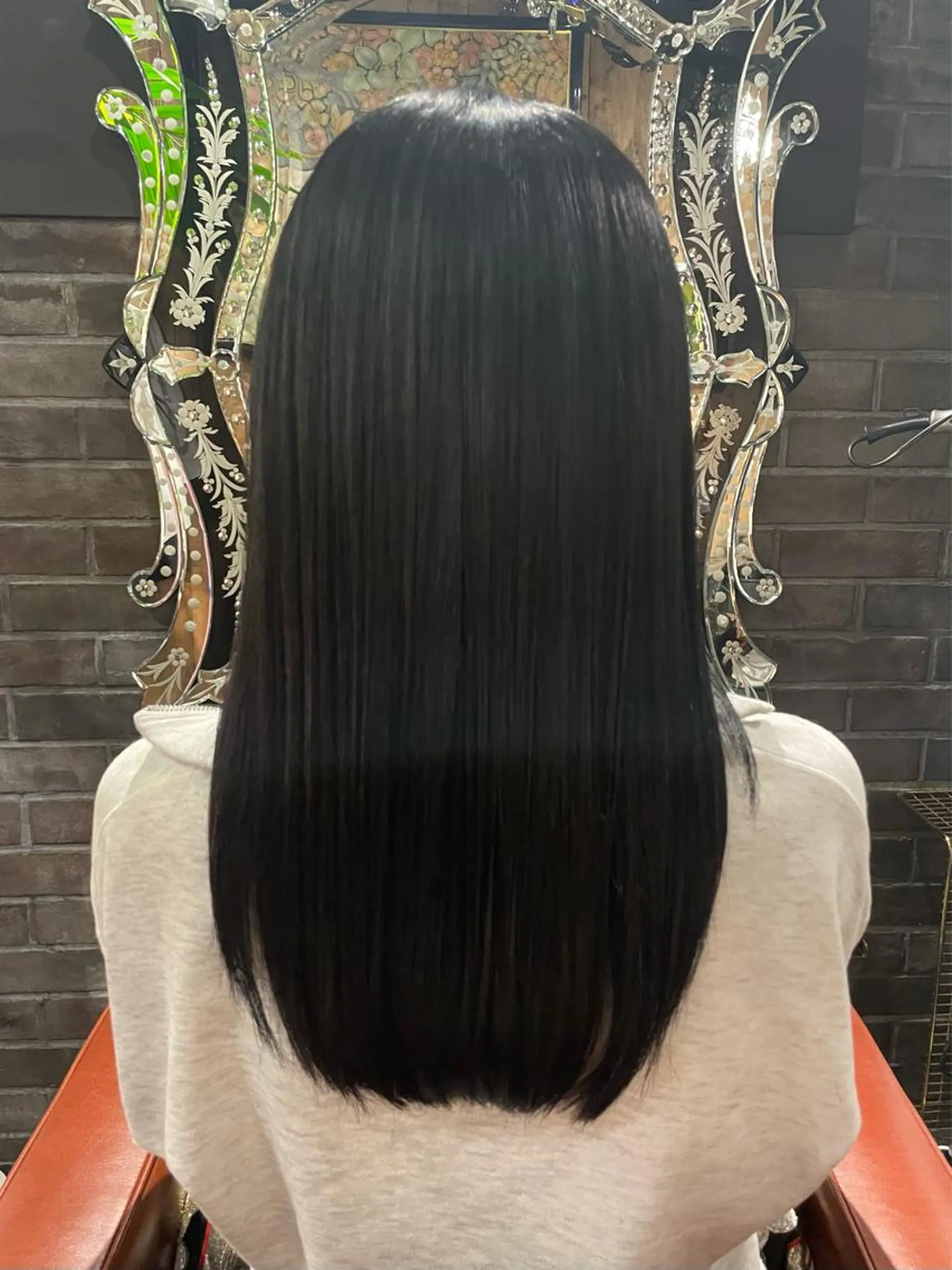 ロング ヘアカラー アフィロス所属・五十嵐 舞のヘアスタイル