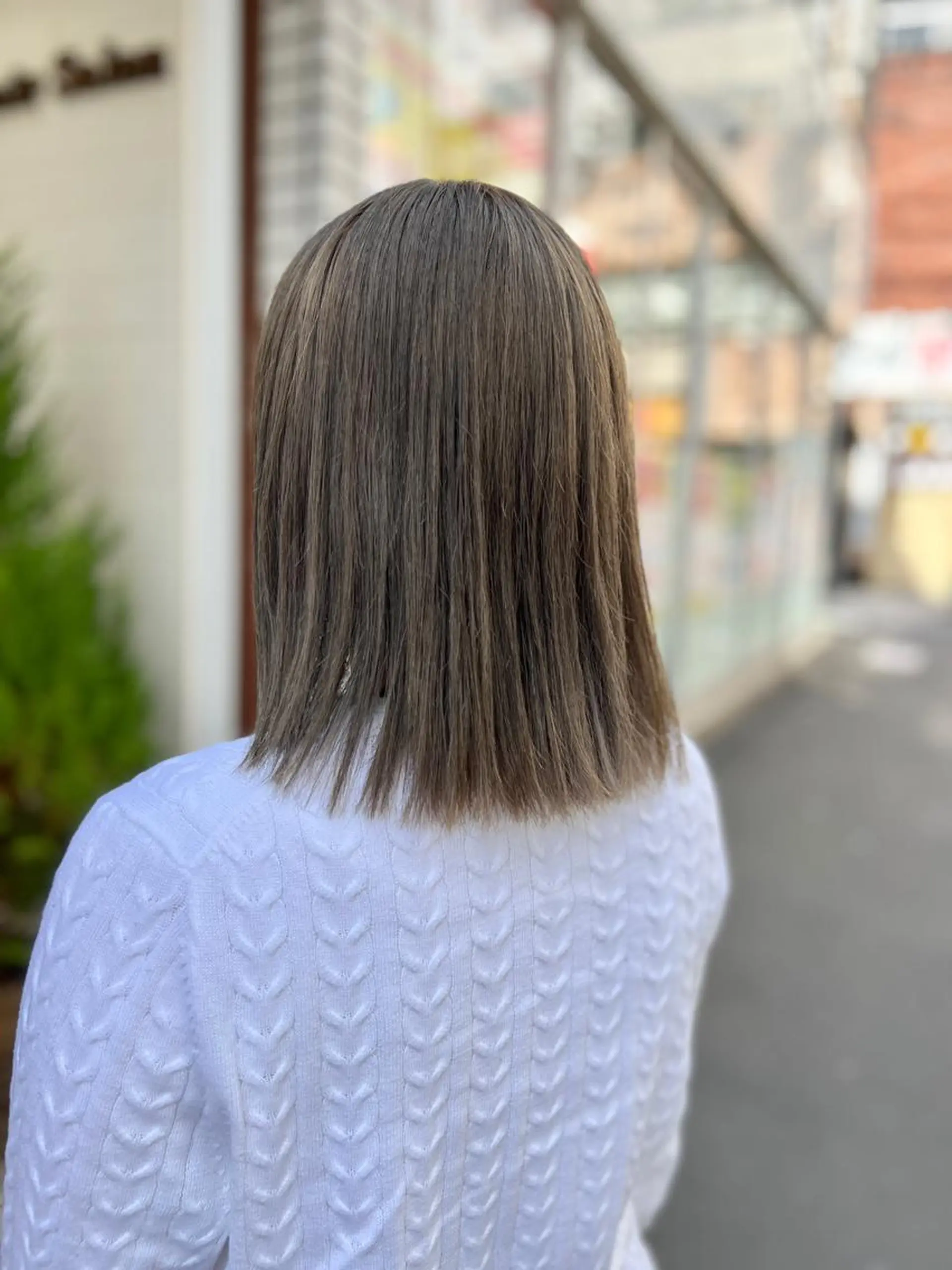 ミディアム カラー グレージュ カーキグレージュ 🍇おぐら めぐみ🍇のヘアスタイル