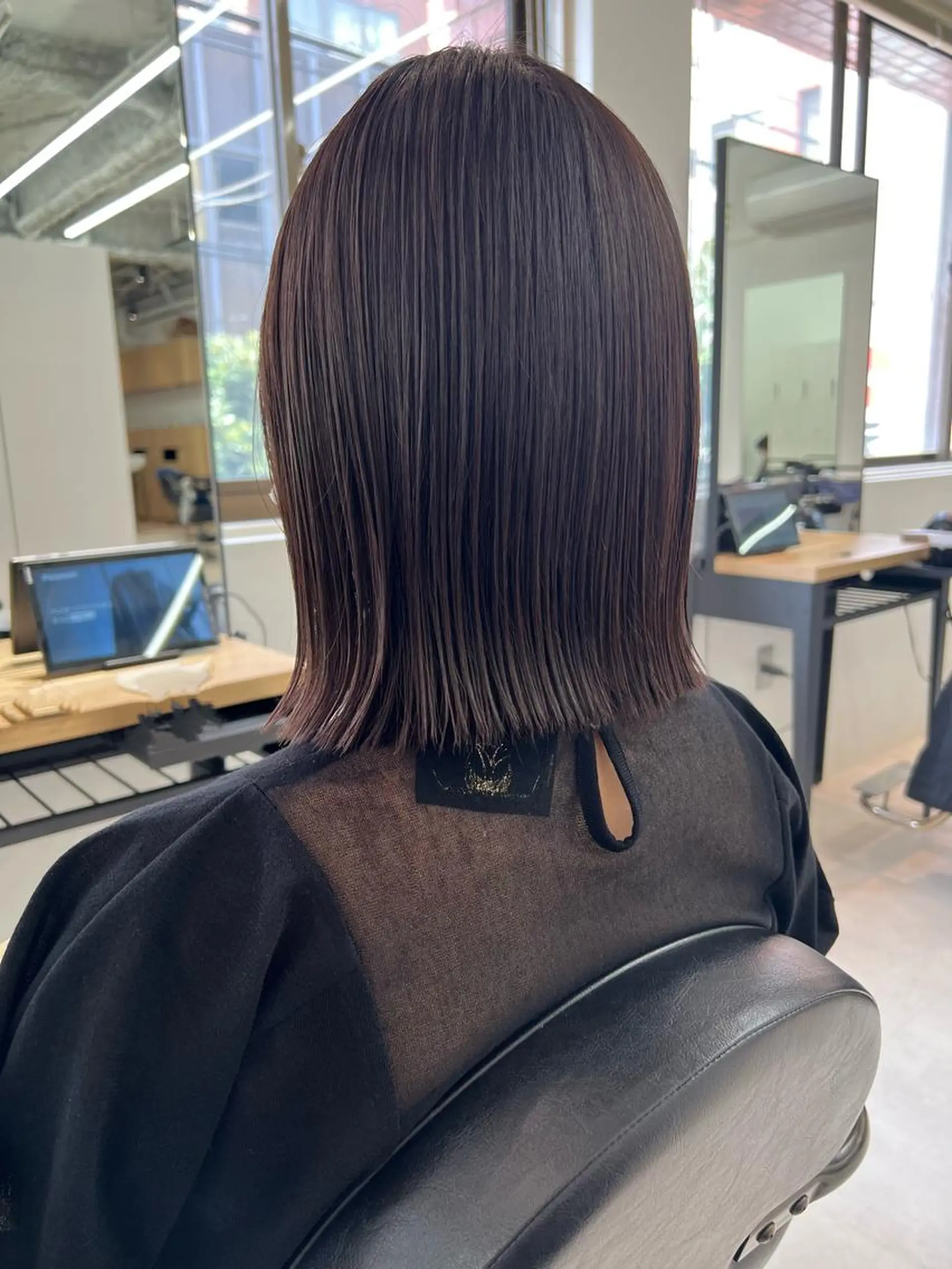 ミディアム ボブ 外ハネヘア カット ヘアカラー ハイトーン特化🌟 仲川和人のヘアスタイル