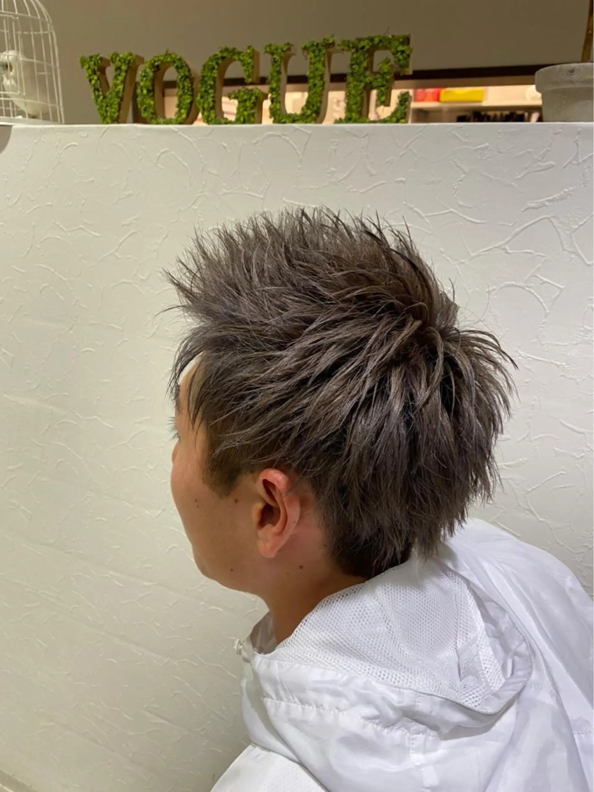 ショート カラー 🌿ストレート🌿 髪質改善☘️シュウヤのヘアスタイル