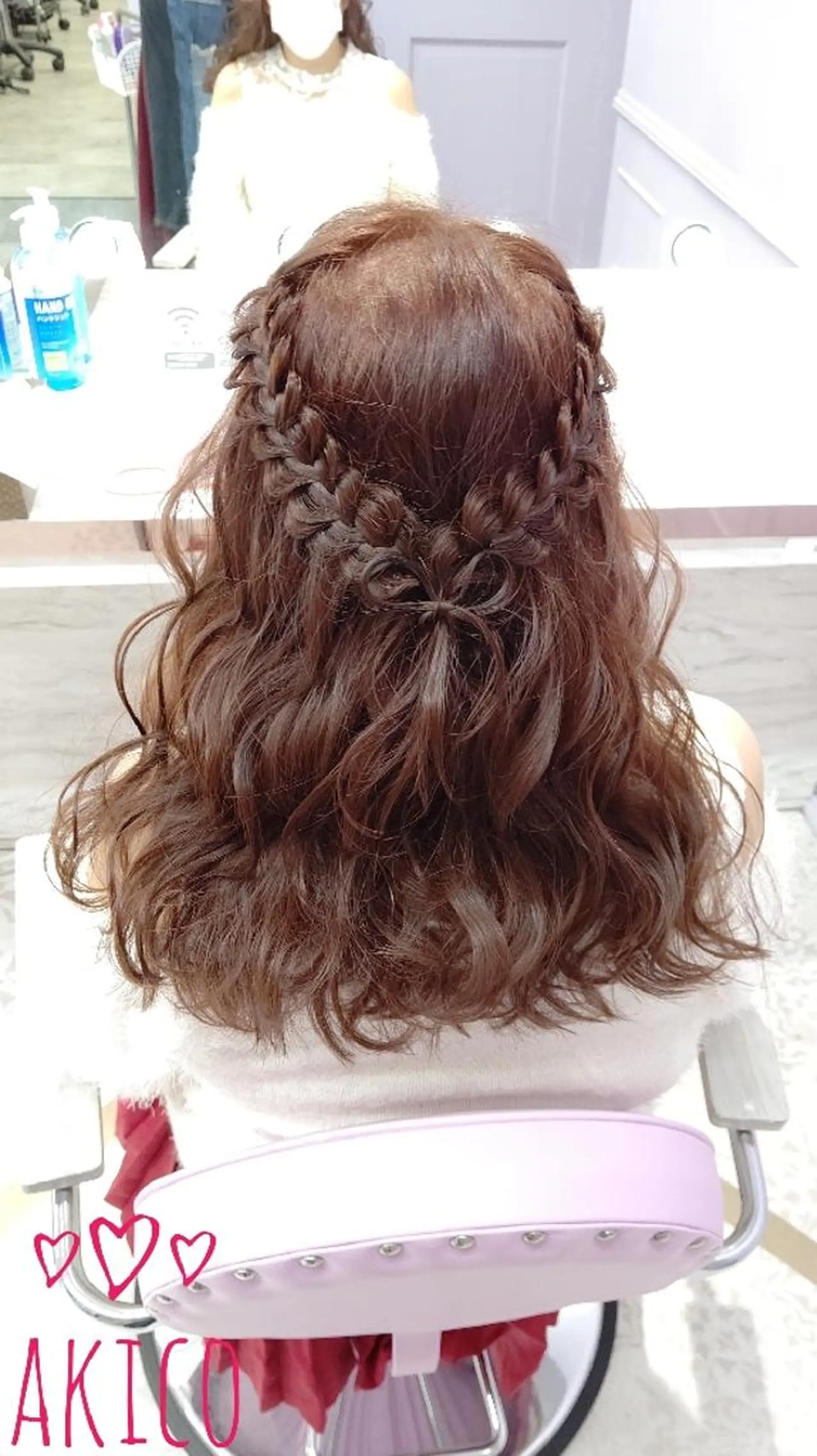 セミロング LUXBE GALLERY なんば駅前店所属・ラックスビーギャラリ ー AKICOのヘアスタイル