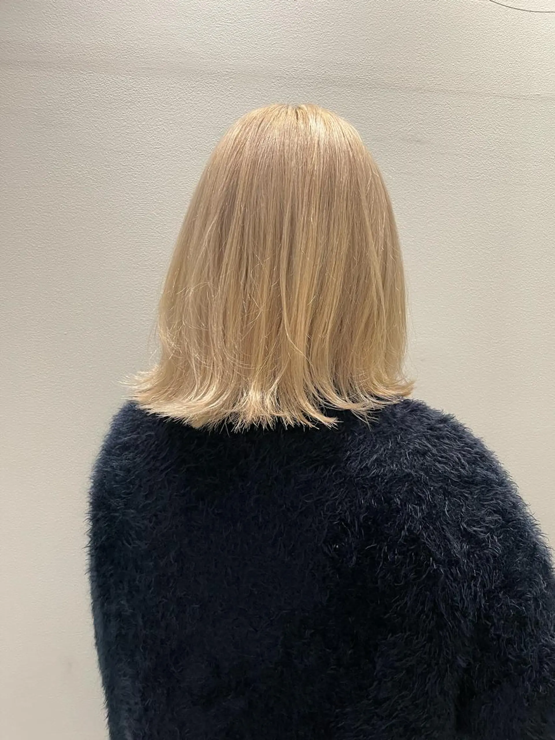 ミディアム 外国人風カラー CiNEMA daikanyama所属・透明感カラー🫧 今泉健太のヘアスタイル