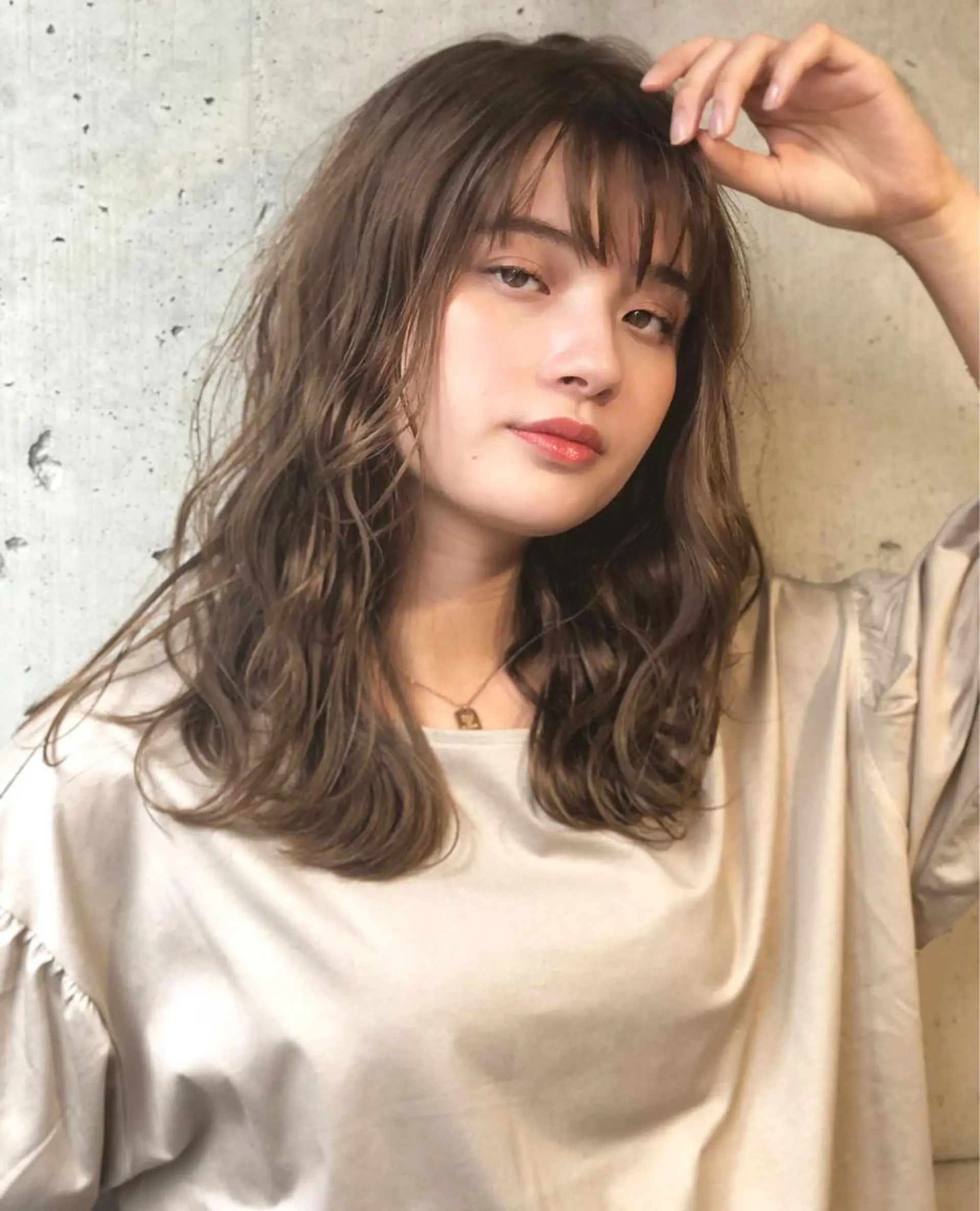 ミディアム カラー グレージュ GO TODAY シェアサロン 新宿Aura店所属・佐藤 高徳のヘアスタイル