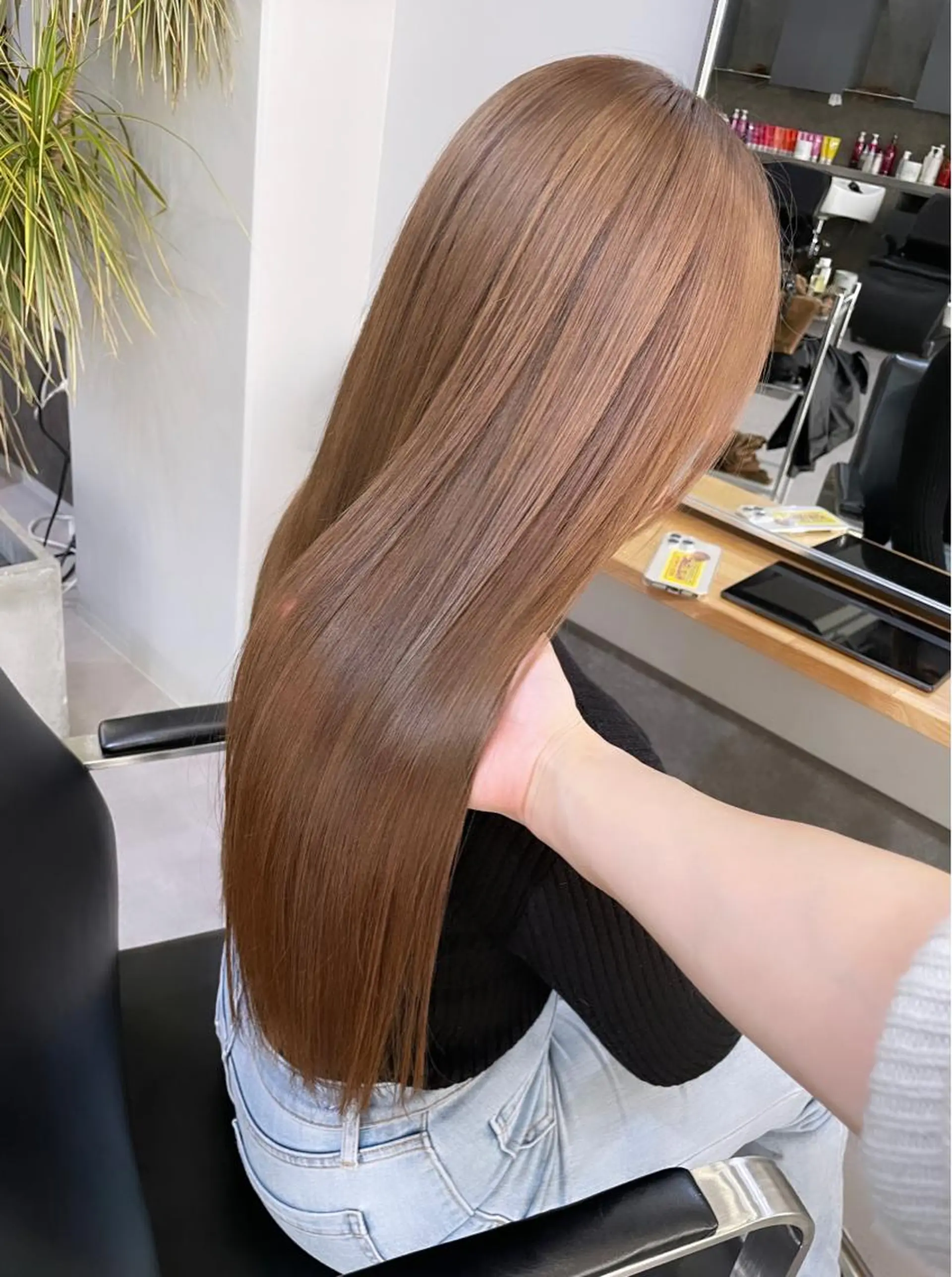ロング カラー ヘアカラー ミルクティーベージュ ❤︎レイヤー　MIAのヘアスタイル