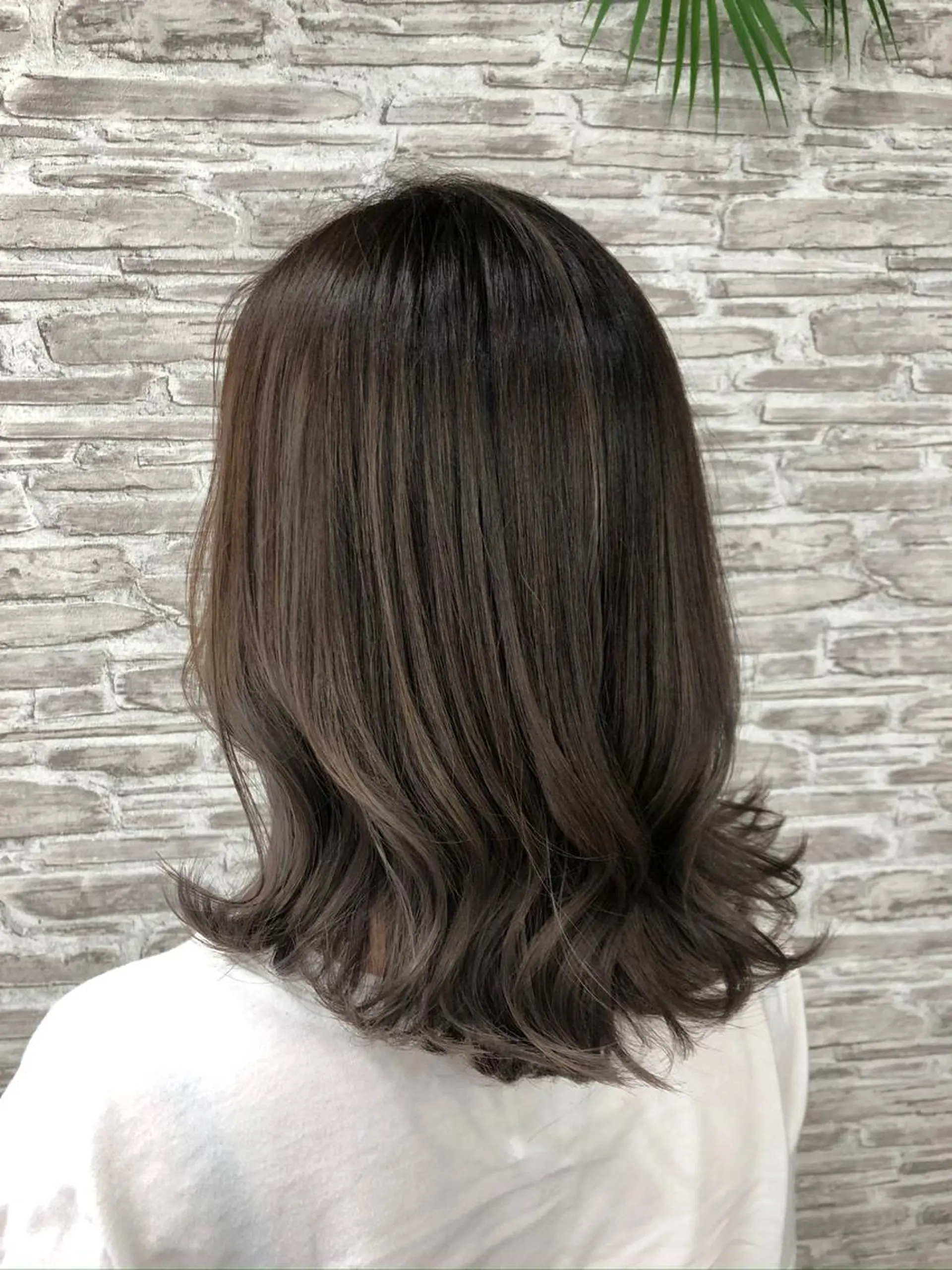 ミディアム カラー カット ヘアカラー トリートメント ヘアセット 韓国ヘア🤍髪質改善 🇰🇷AKANEのヘアスタイル