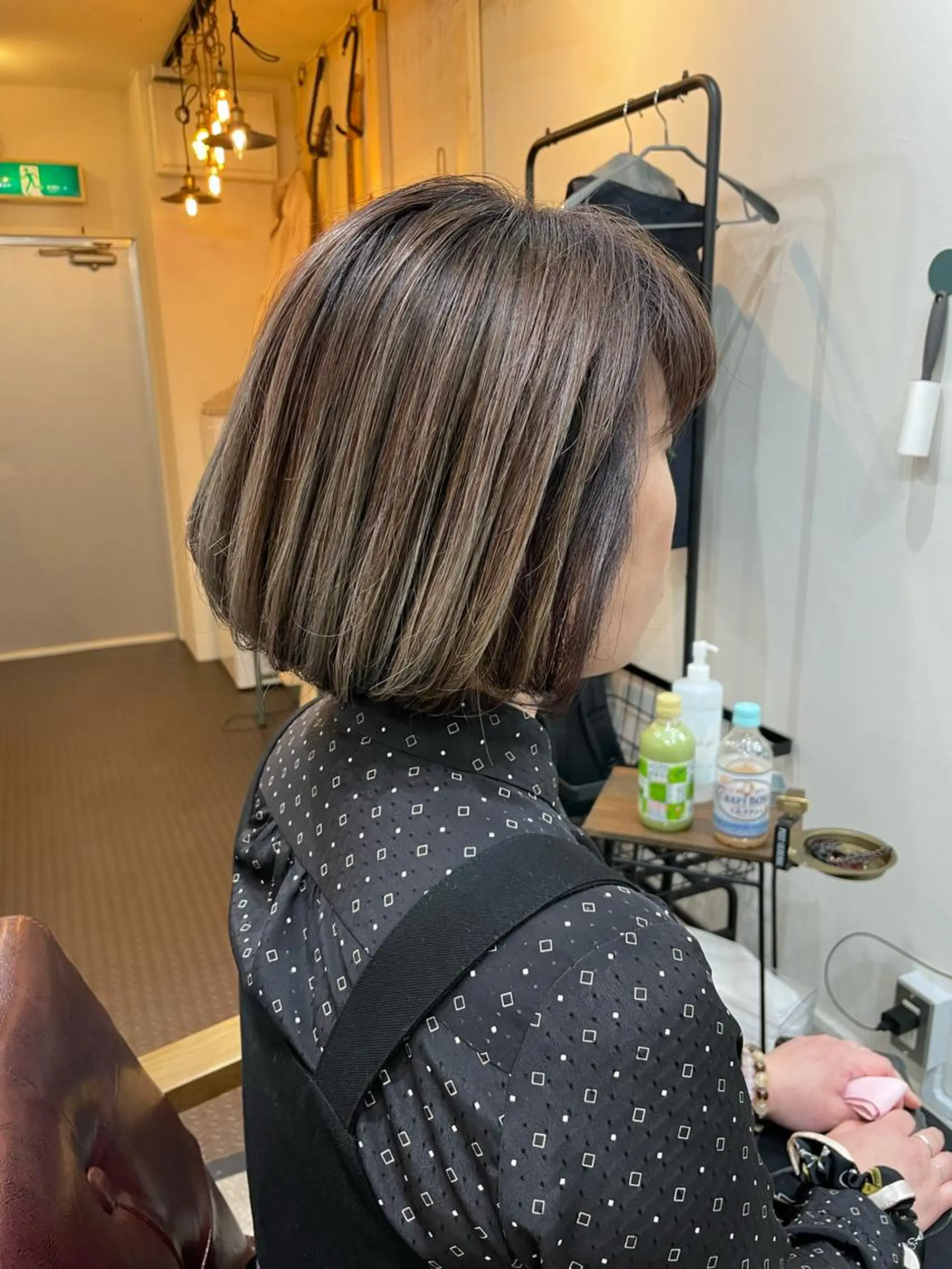 ショート カラー ハイライトカラー ハイライト カット トリートメント SUN GLOW  サングロウ所属・ナカノメ トシアキのヘアスタイル
