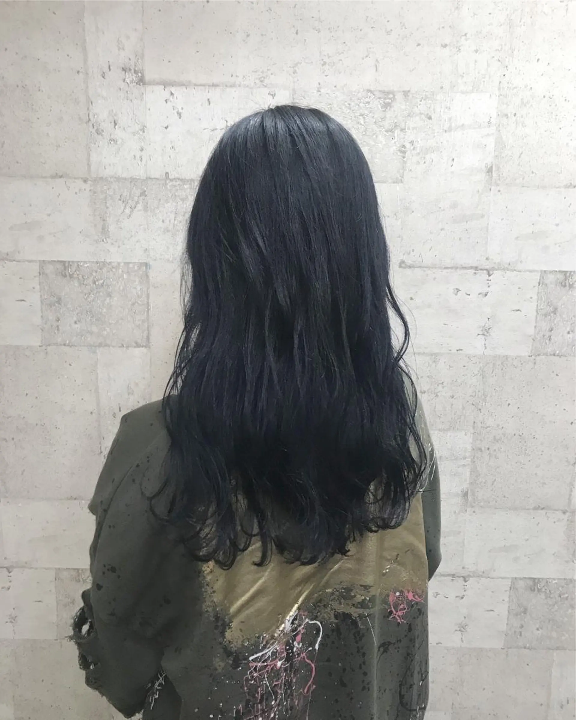 セミロング カラー ネイビーカラー インナーカラー/天神 ブリーチ/吉田のヘアスタイル