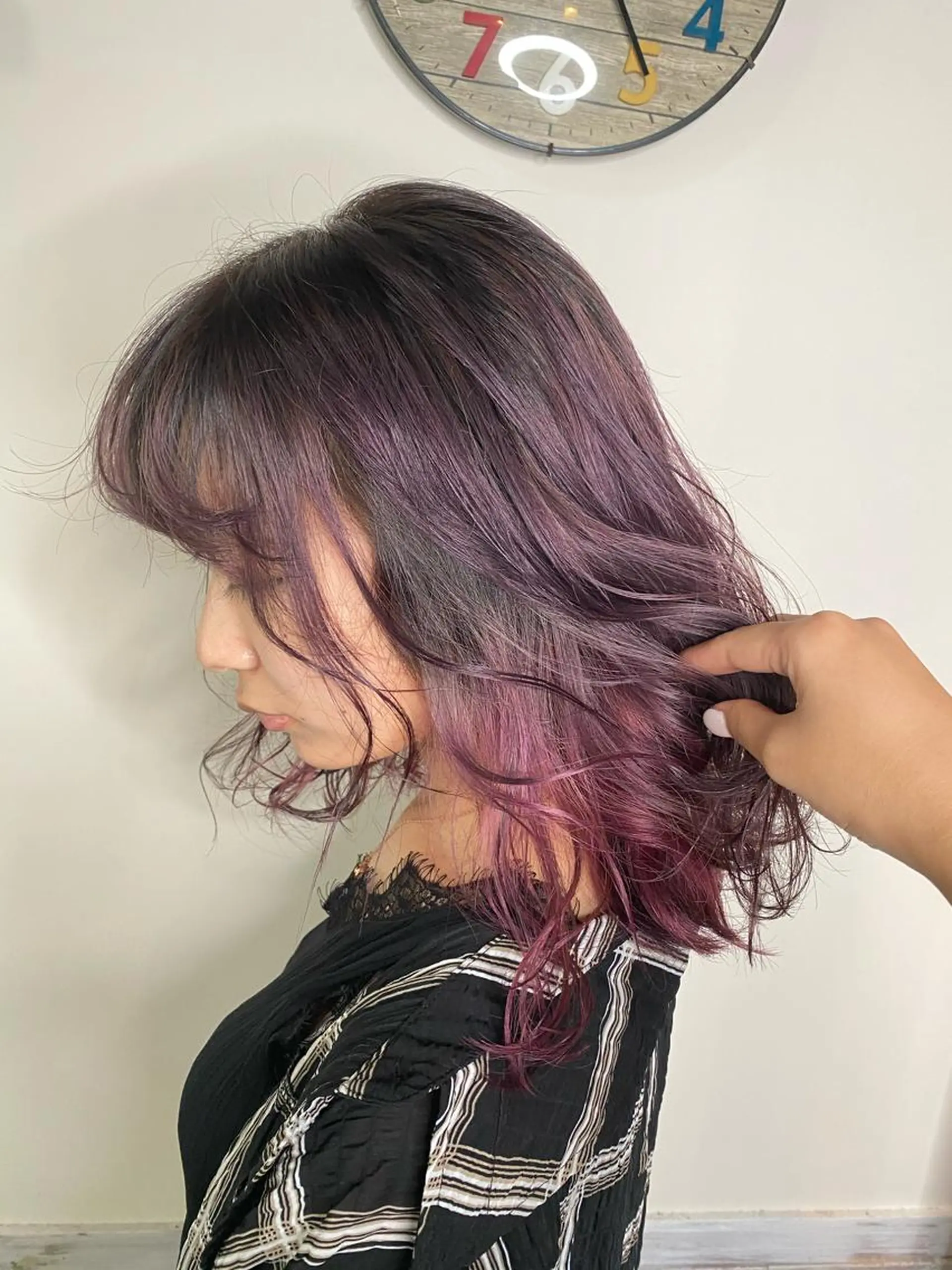 ミディアム カラー ヘアアレンジ インナーカラー ピンクカラー ローズカラー まつげと美容室/ 個室/瀬戸 一菜のヘアスタイル