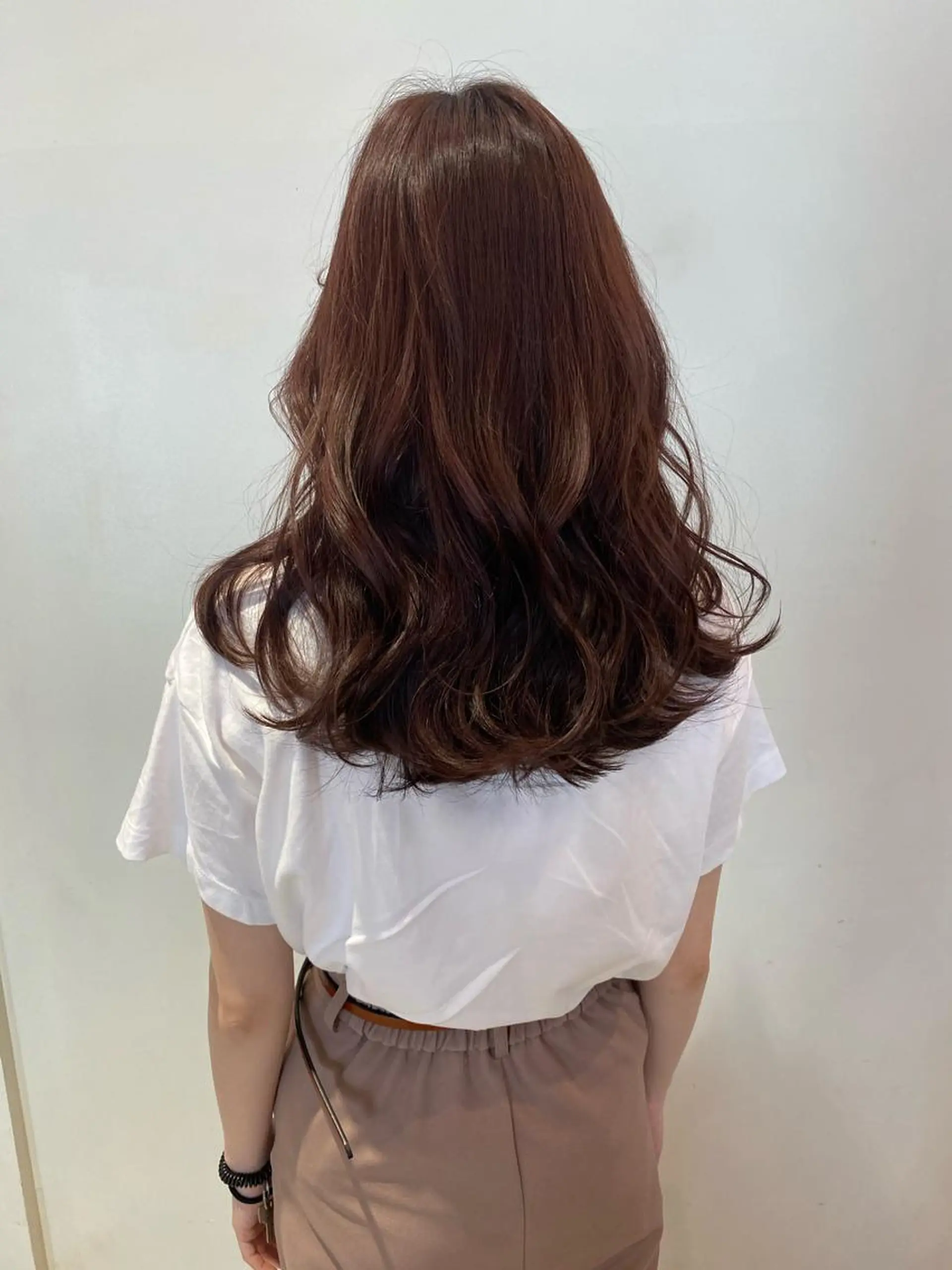 セミロング 山川 玲奈のヘアスタイル