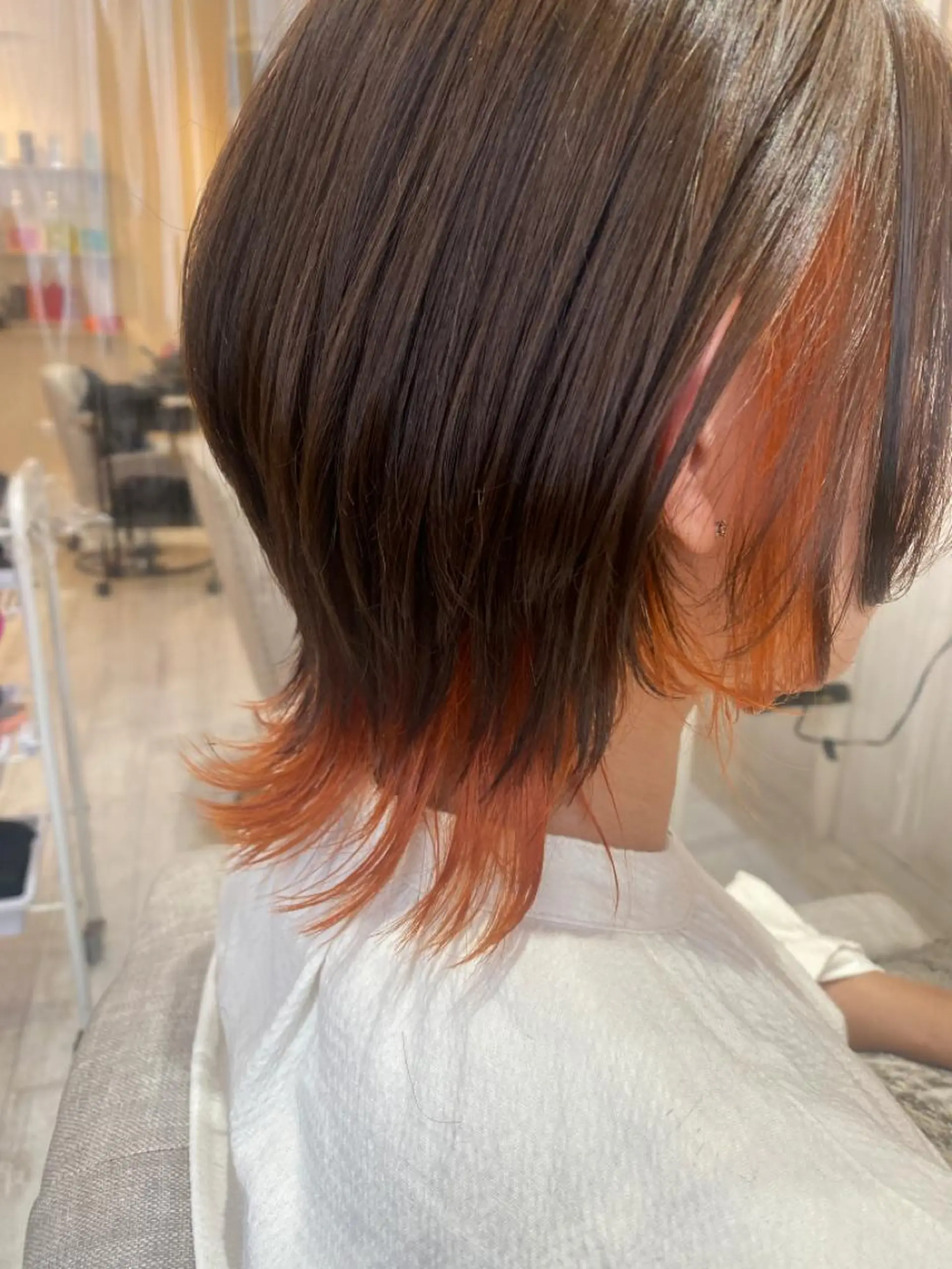 ショート カラー ブリーチ ケアブリーチ デザインカラー ダブルカラー イヤリングカラー 🌈安藤愛/透明感 艶カラー🫧ROWのヘアスタイル
