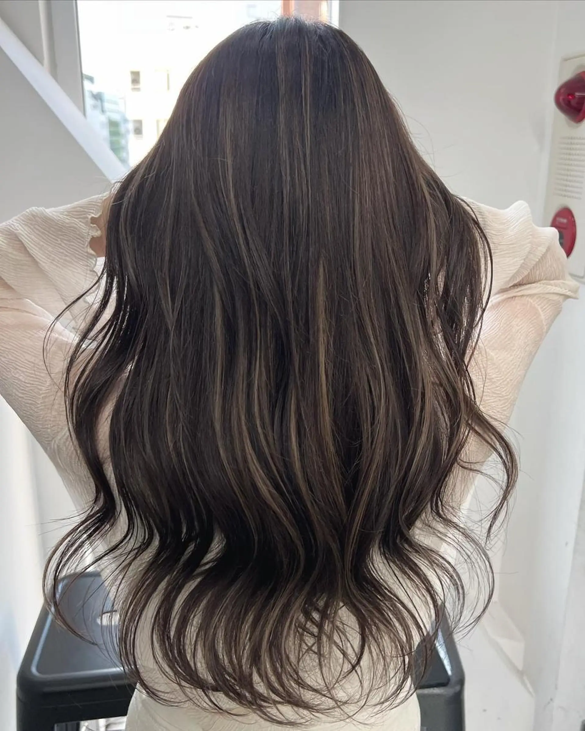 セミロング 公式 Ease by amble luxeのヘアスタイル