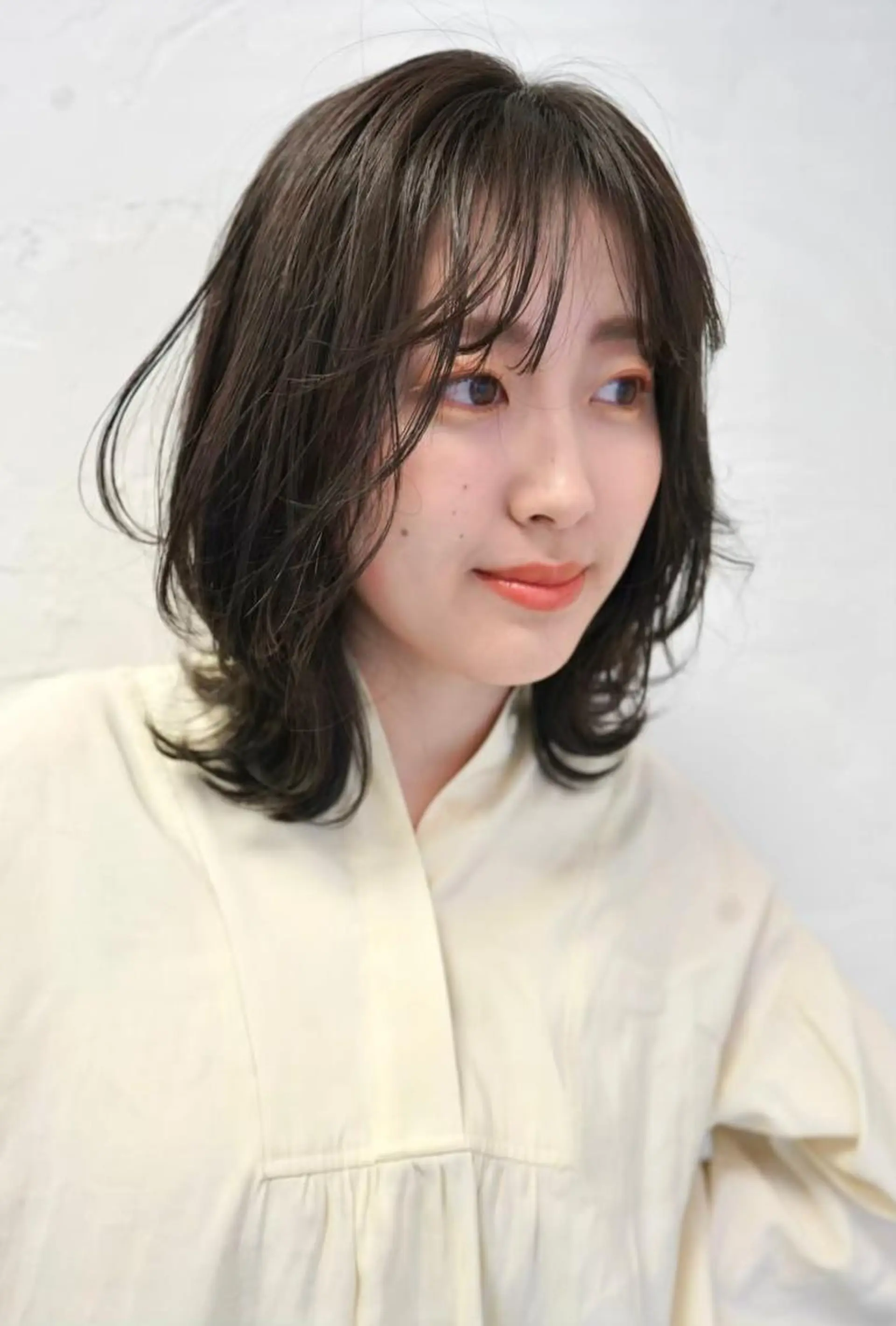 ミディアム カラー グレージュ オレンジ ヘアカラー SiLO 【シロ】のヘアスタイル