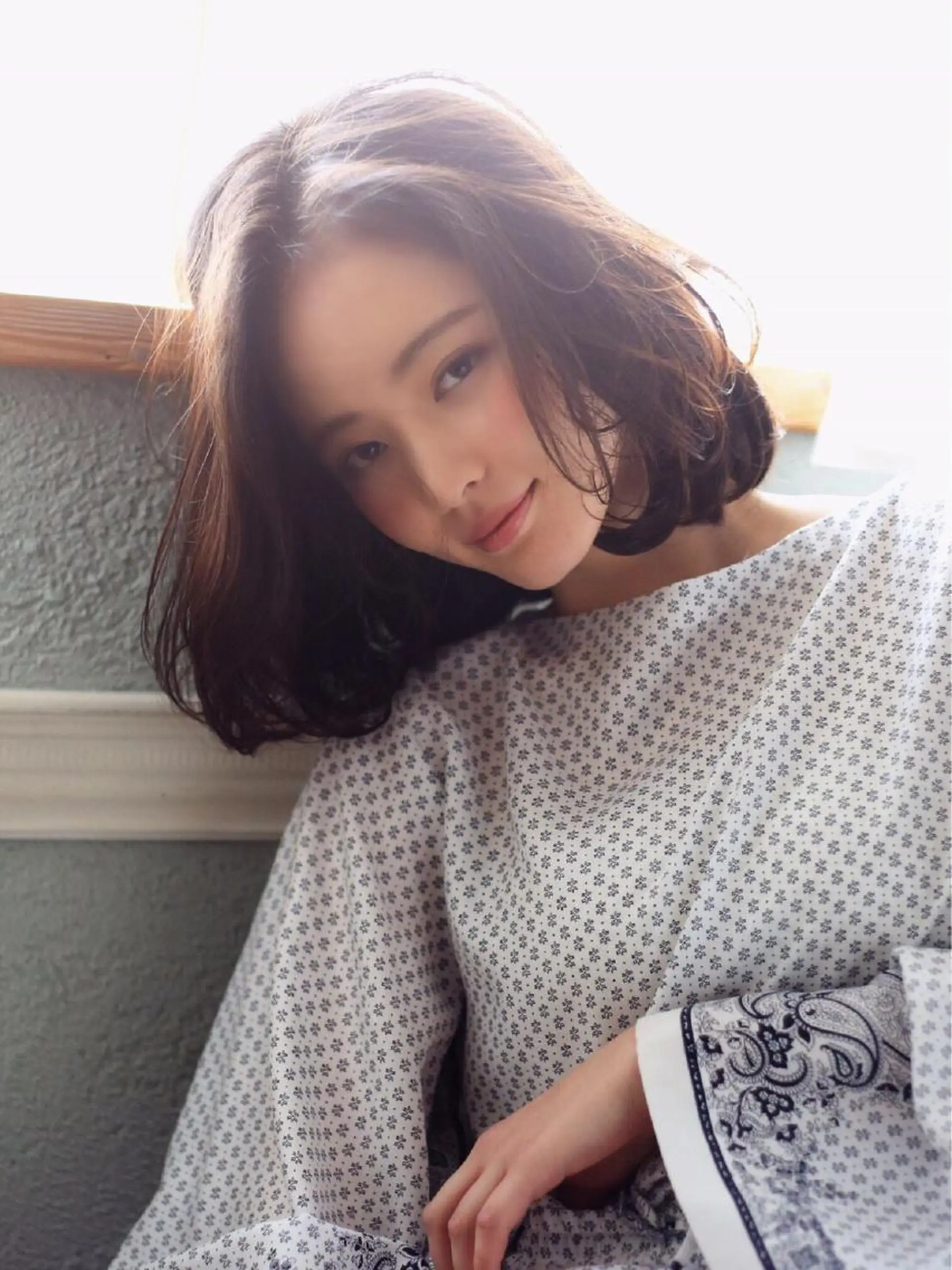 ミディアム パーマ ぱつっとボブ/ 小野あかねのヘアスタイル