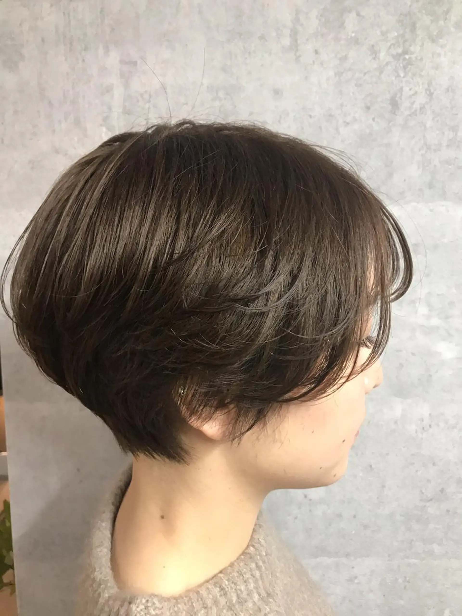 ショート カラー ショートボブ グレージュ ボブ くびれヘア ショートヘア カット ヘアカラー 久保亮太 /大人ショートのヘアスタイル