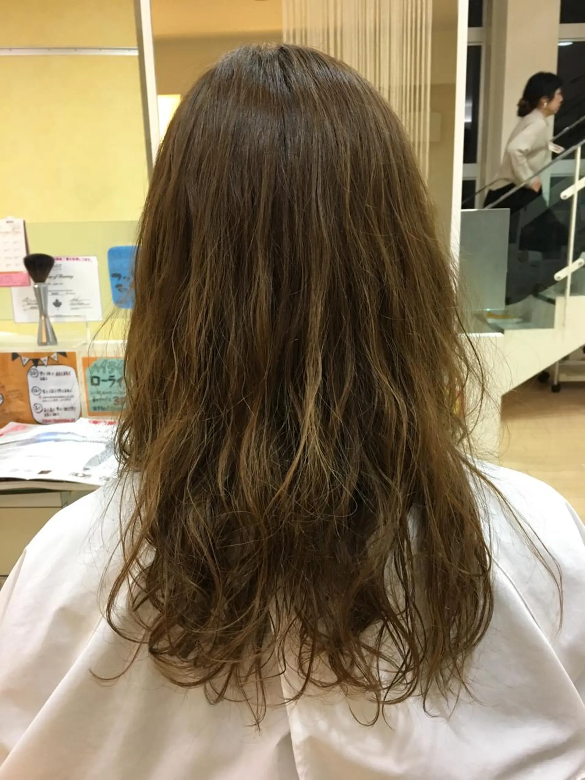ロング パーマ カット ヘアカラー パーマ 美容しょうへいの店  西長岡所属・斎藤 舞香のヘアスタイル