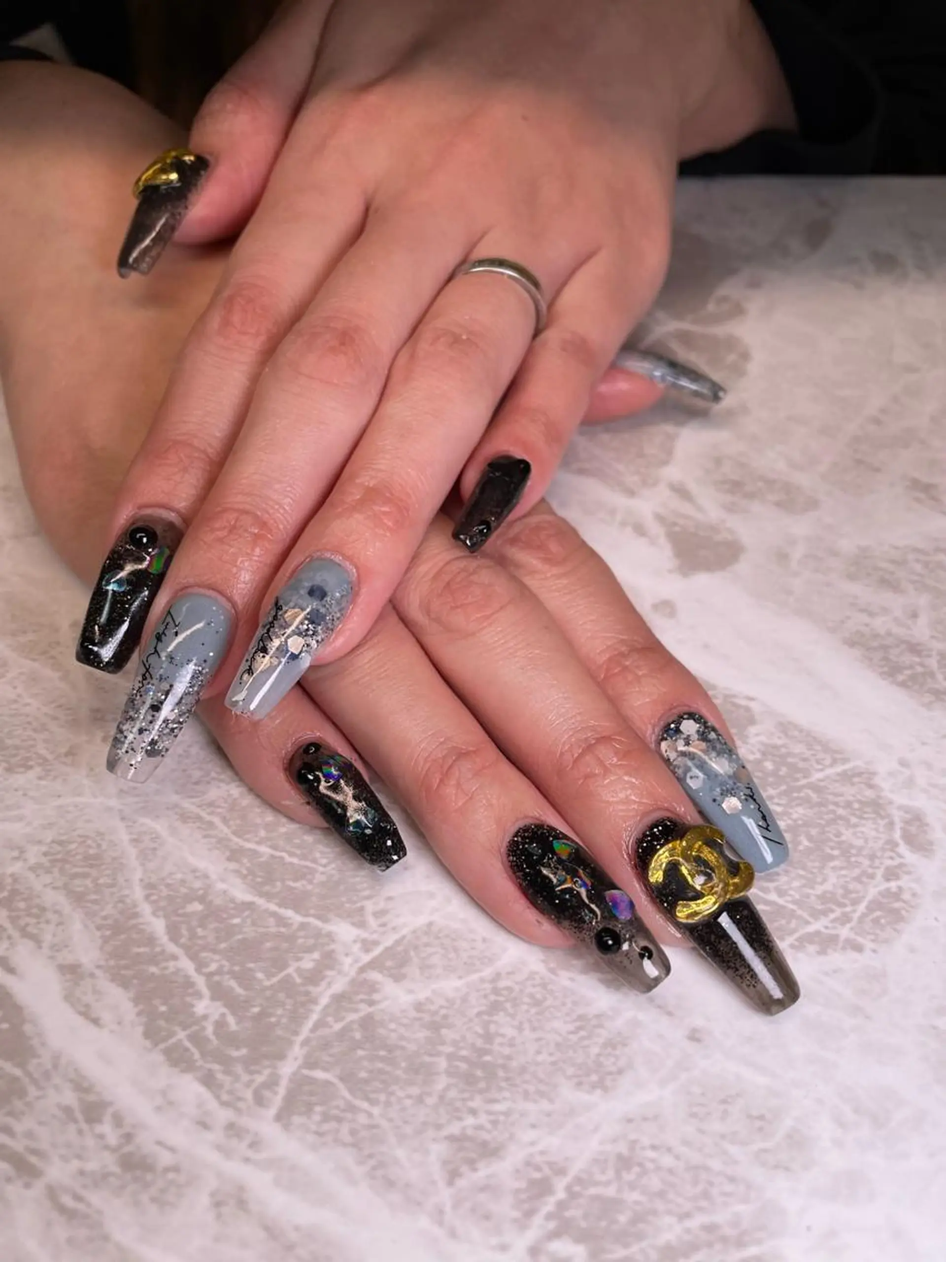 ネイル ハンドネイル YOUTH nails waxing所属・YOUTH natsumiのネイルデザイン