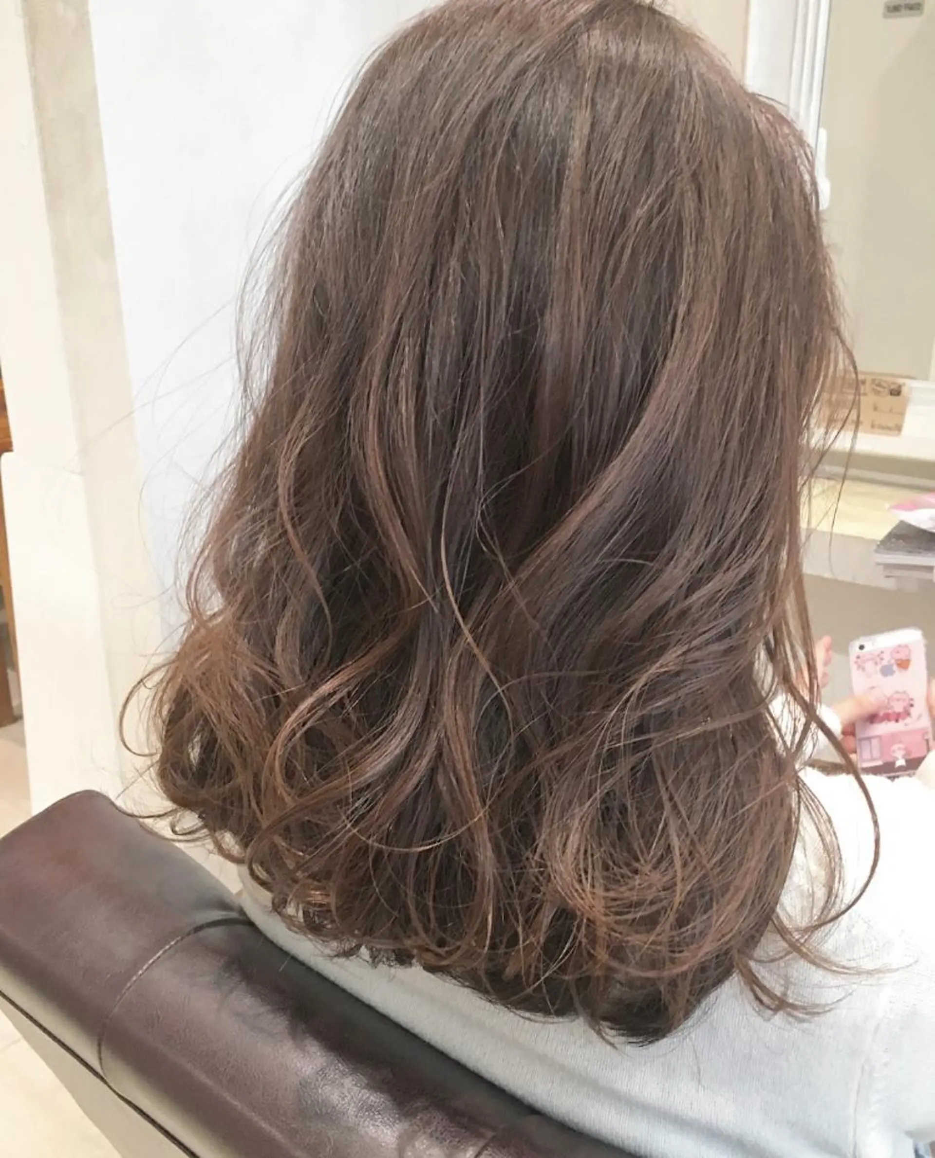 セミロング カラー nakahara madokaのヘアスタイル
